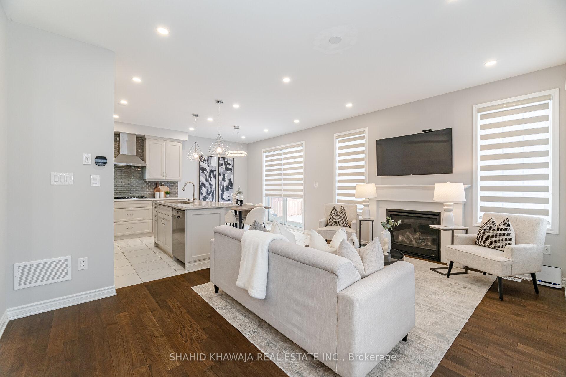 Photo 10 of 1350 Lobelia Crescent, Milton, Walker — HOMEH
