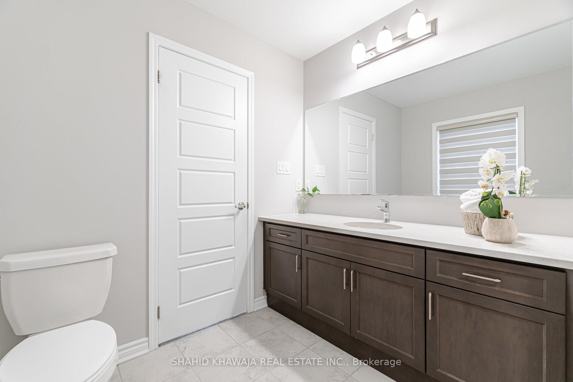 Photo 28 of 1350 Lobelia Crescent, Milton, Walker — HOMEH