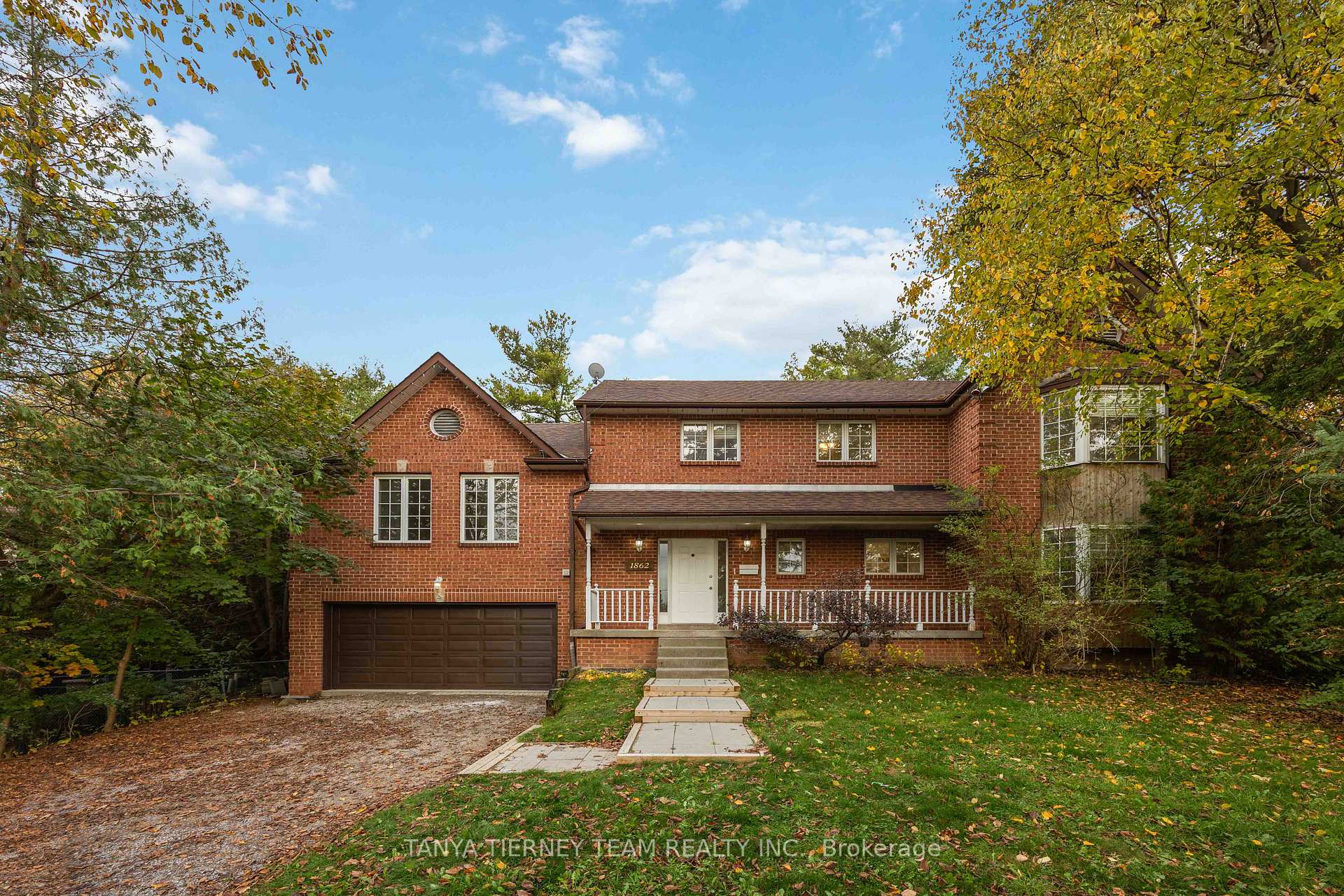 Photo 2 of 1862 Pinegrove Avenue, Pickering, Highbush — HOMEH