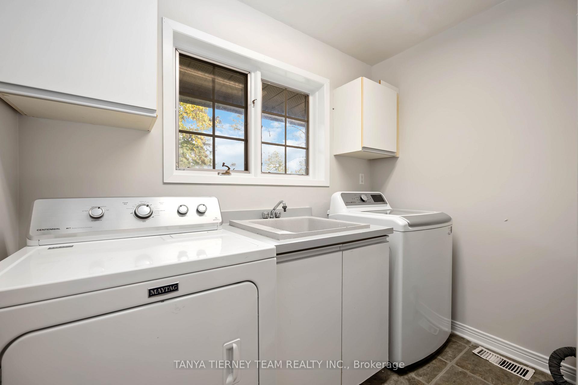 Photo 23 of 1862 Pinegrove Avenue, Pickering, Highbush — HOMEH