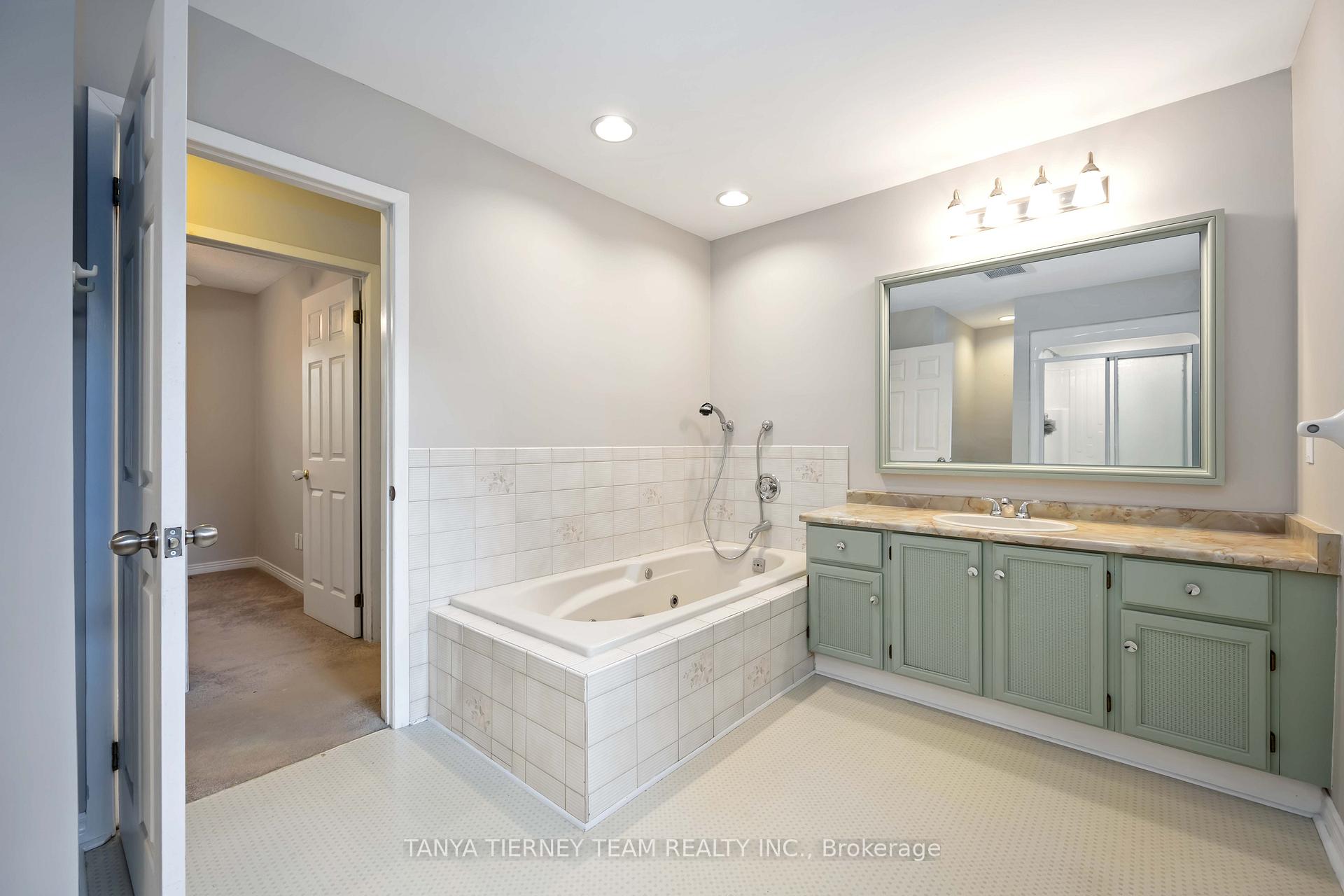 Photo 32 of 1862 Pinegrove Avenue, Pickering, Highbush — HOMEH
