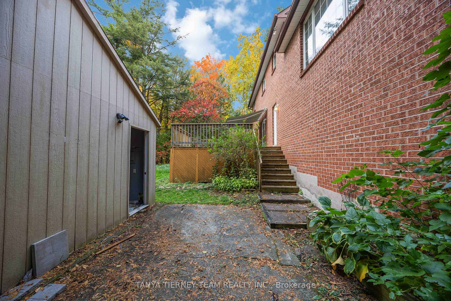 Photo 39 of 1862 Pinegrove Avenue, Pickering, Highbush — HOMEH