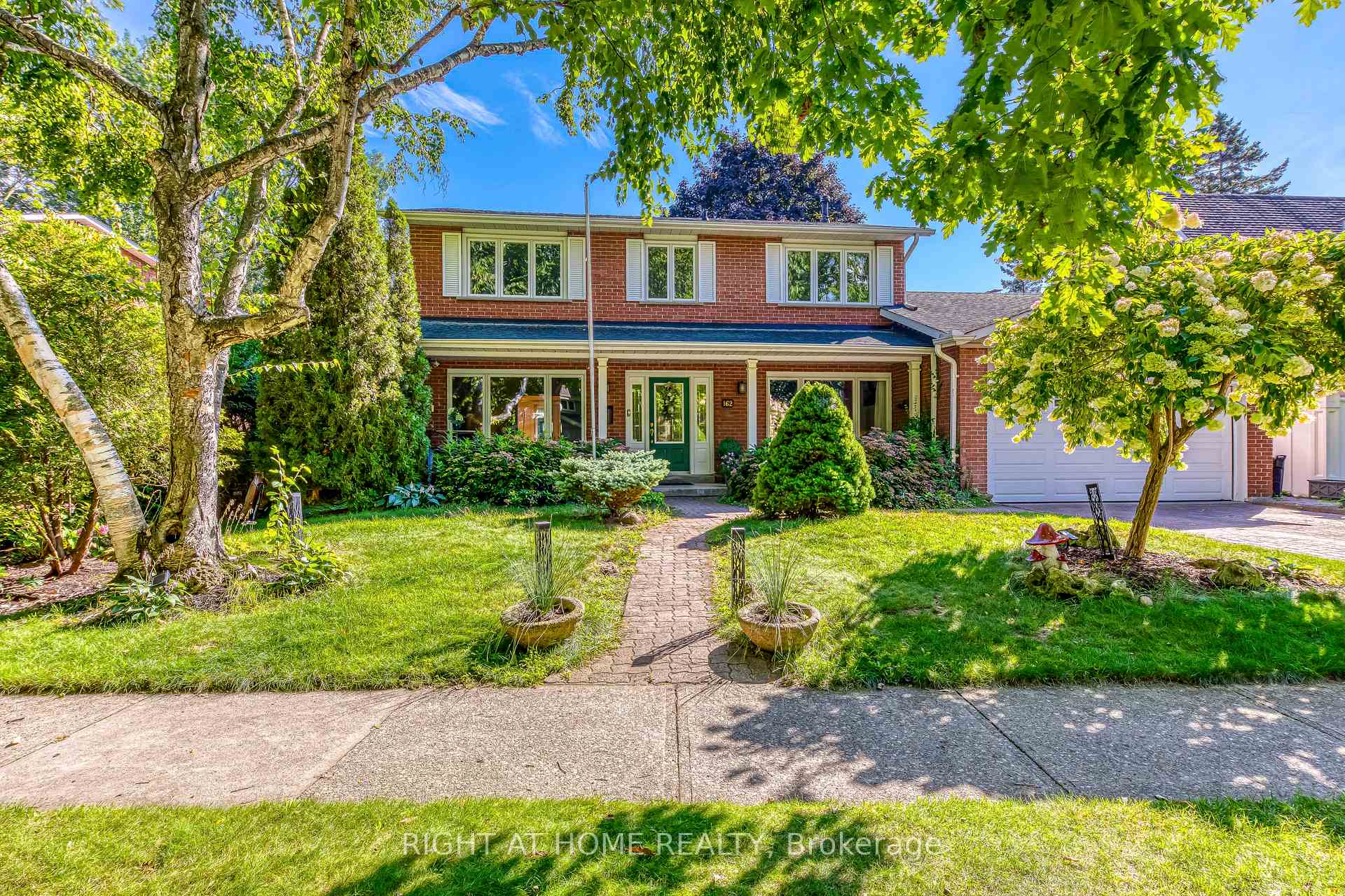 Photo 2 of 162 Digby Road, Oakville, Ford — HOMEH