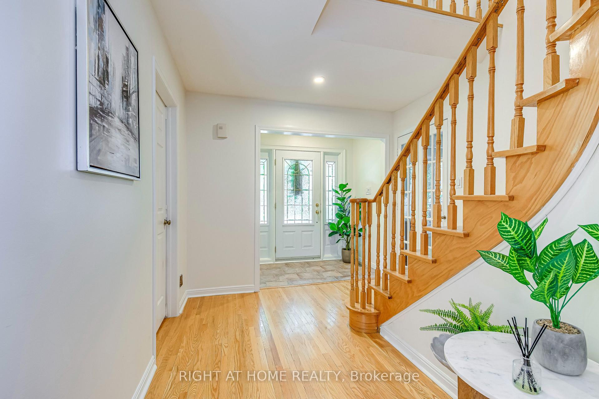Photo 5 of 162 Digby Road, Oakville, Ford — HOMEH