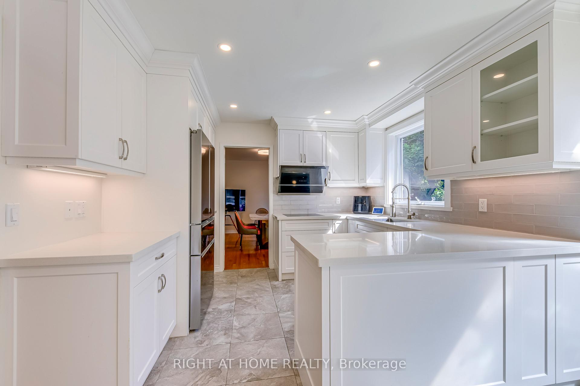 Photo 9 of 162 Digby Road, Oakville, Ford — HOMEH