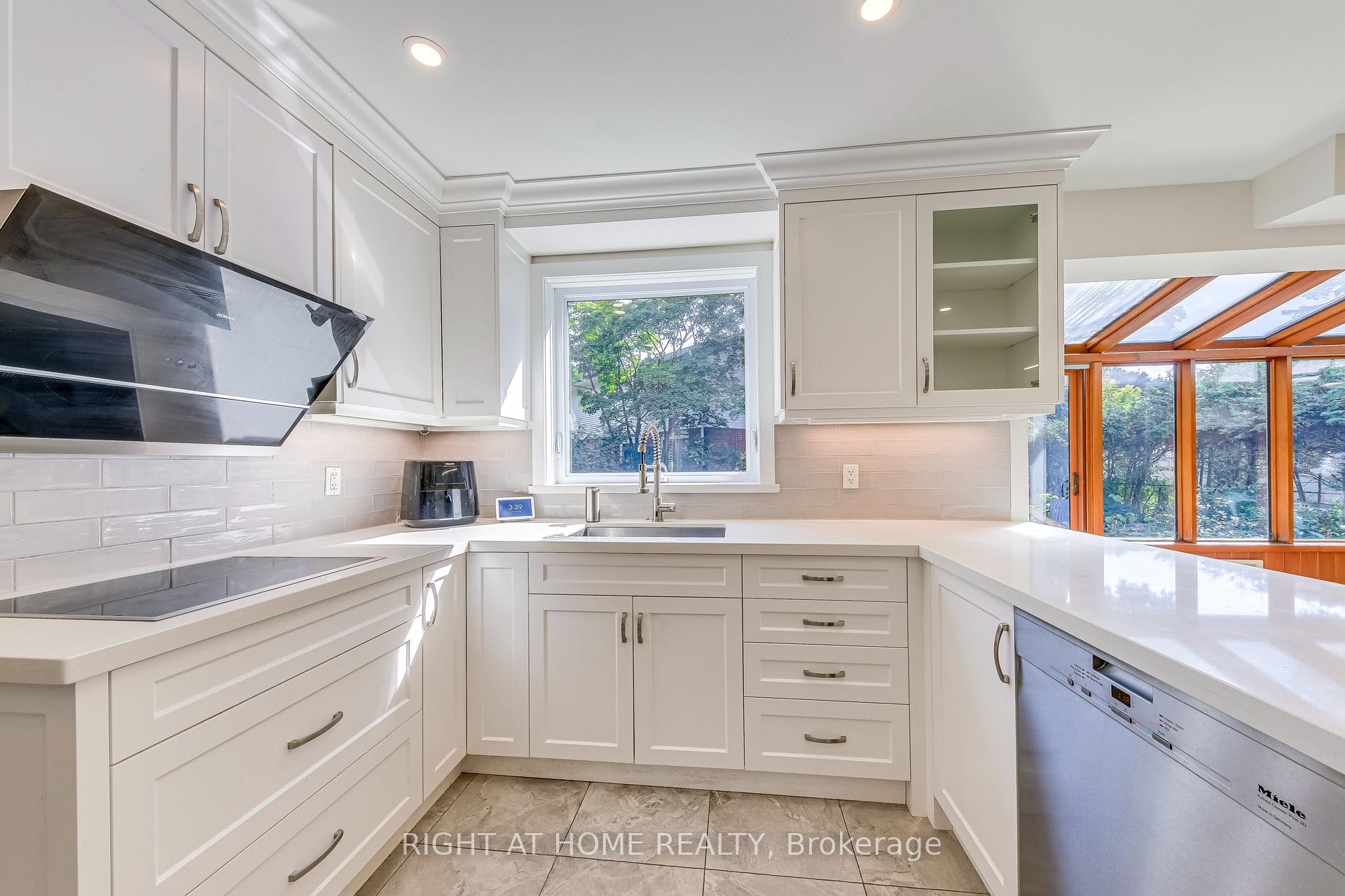Photo 10 of 162 Digby Road, Oakville, Ford — HOMEH