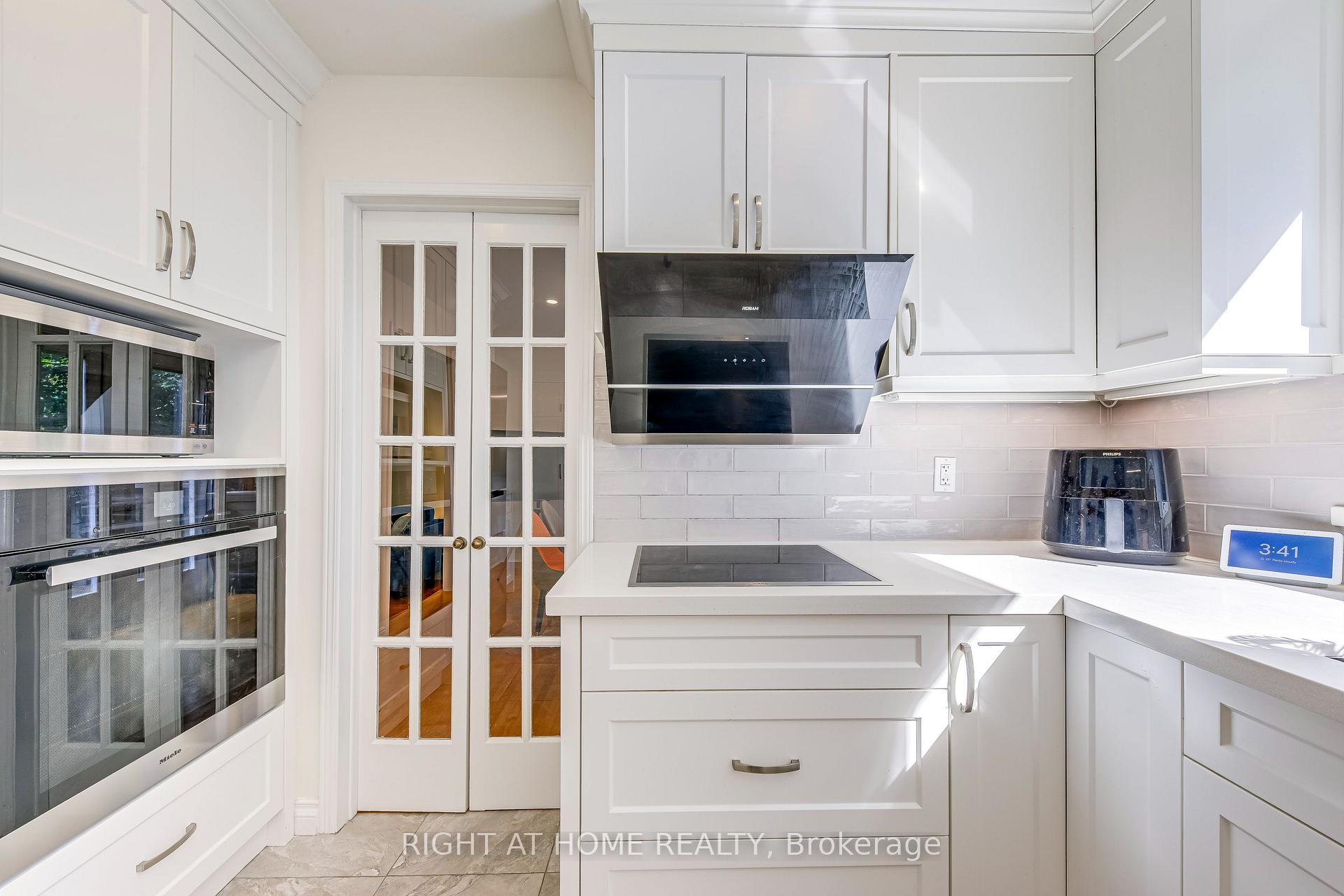 Photo 11 of 162 Digby Road, Oakville, Ford — HOMEH