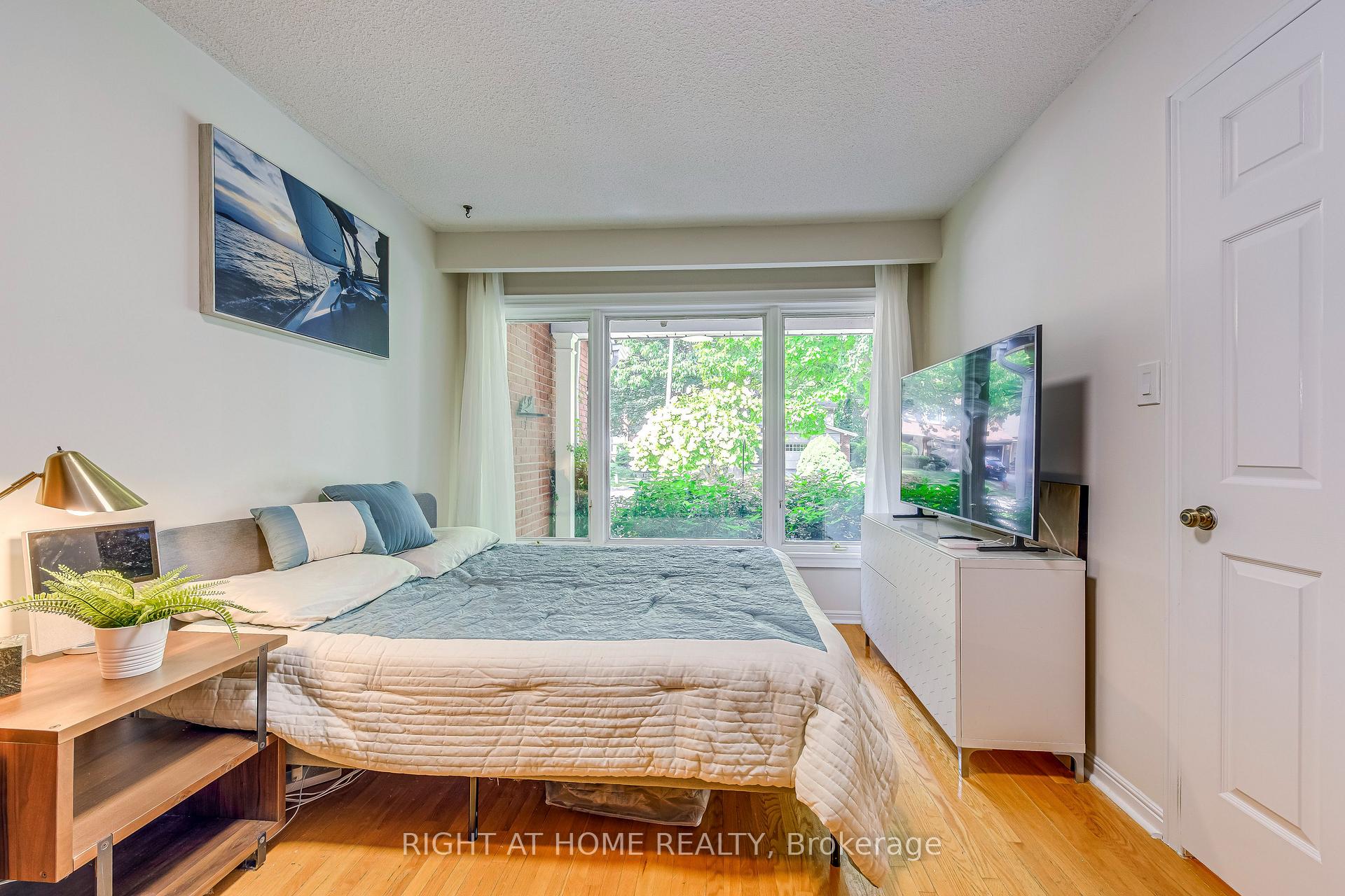 Photo 21 of 162 Digby Road, Oakville, Ford — HOMEH