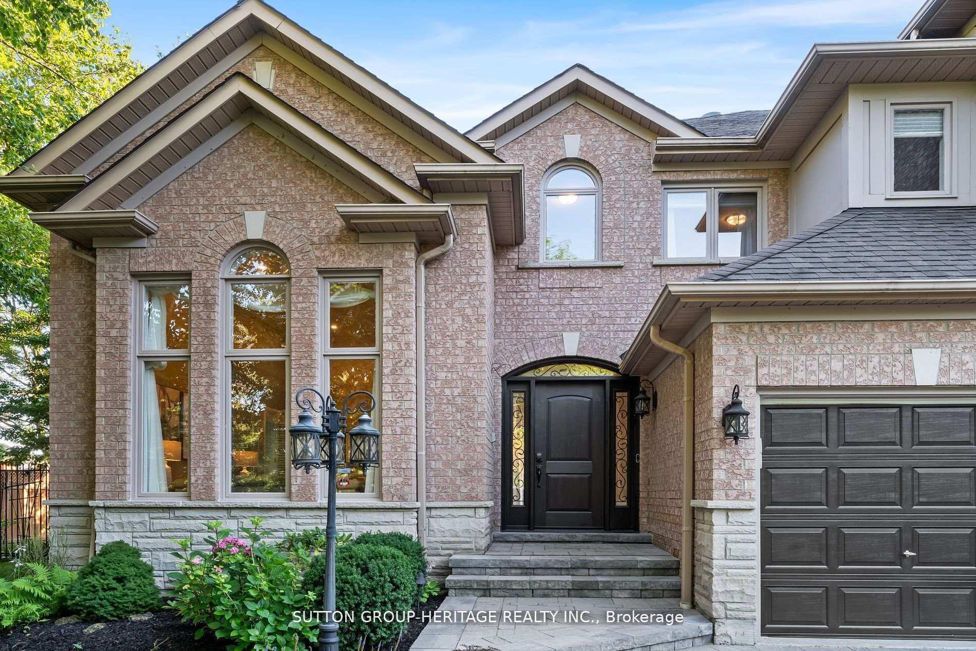 Photo 6 of 2300 Abbott Crescent, Pickering, Brock Ridge — HOMEH