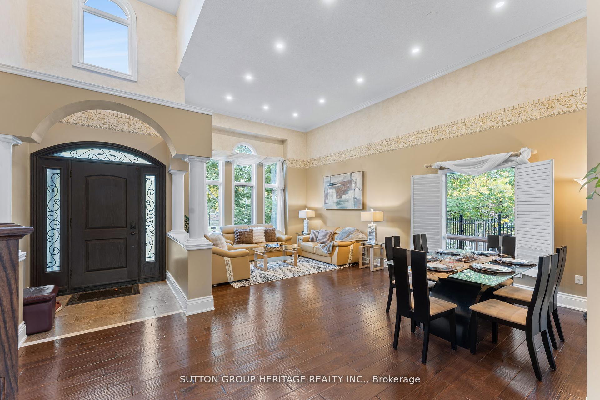 Photo 8 of 2300 Abbott Crescent, Pickering, Brock Ridge — HOMEH