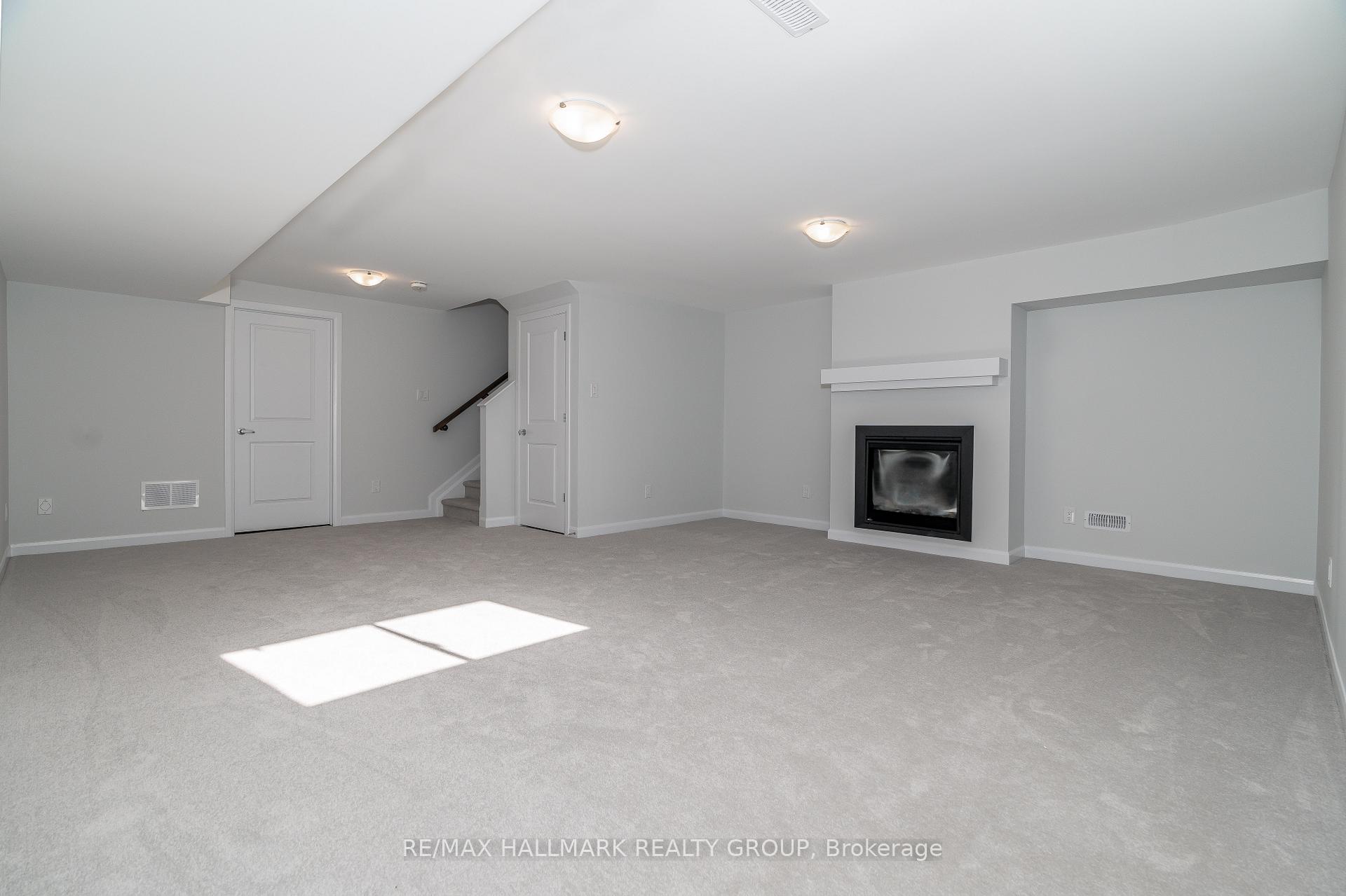 Photo 23 of 318 Blossom Pass Terrace, Ottawa, Avalon East — HOMEH