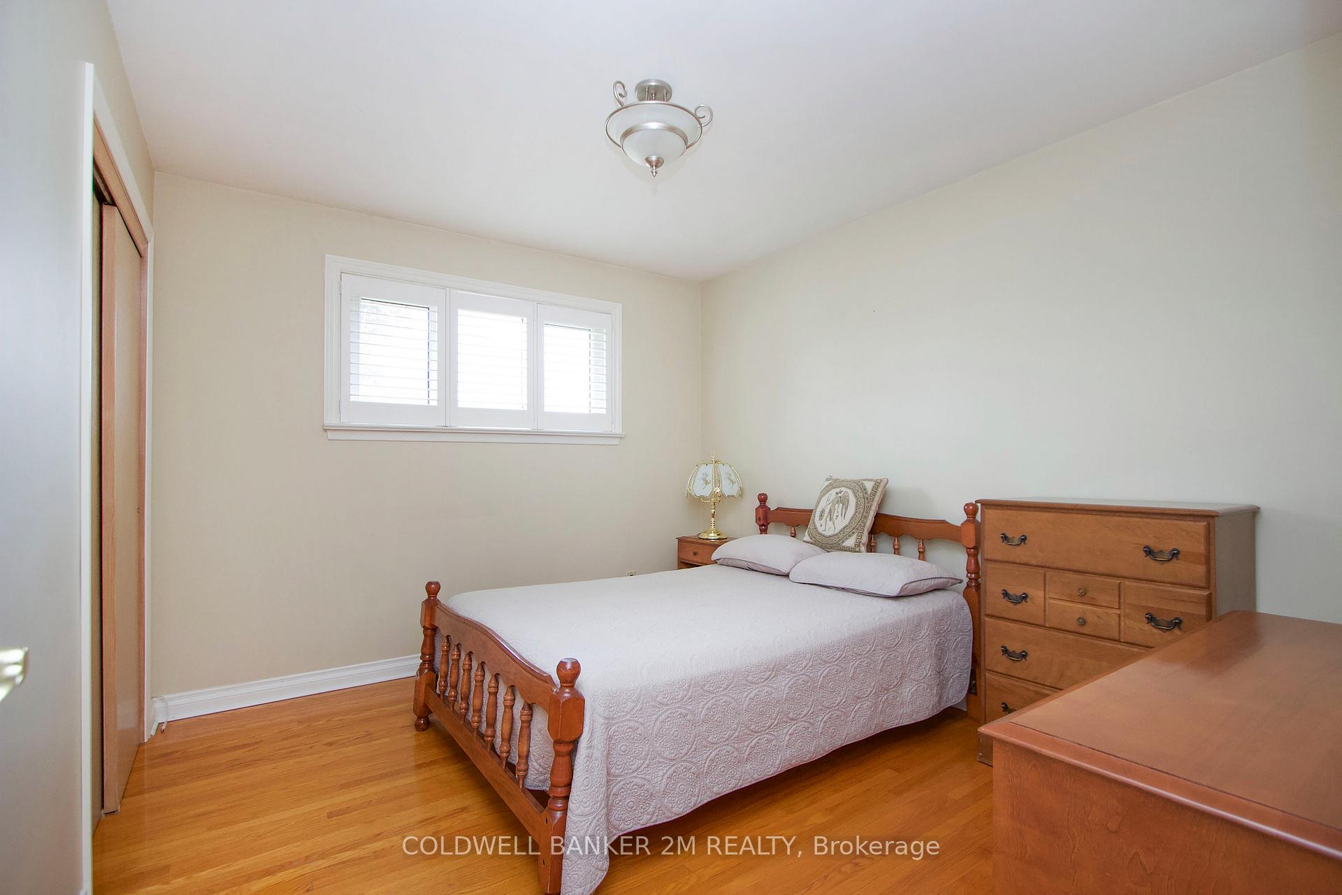 Photo 13 of 624 Gibbons Street, Oshawa, McLaughlin — HOMEH
