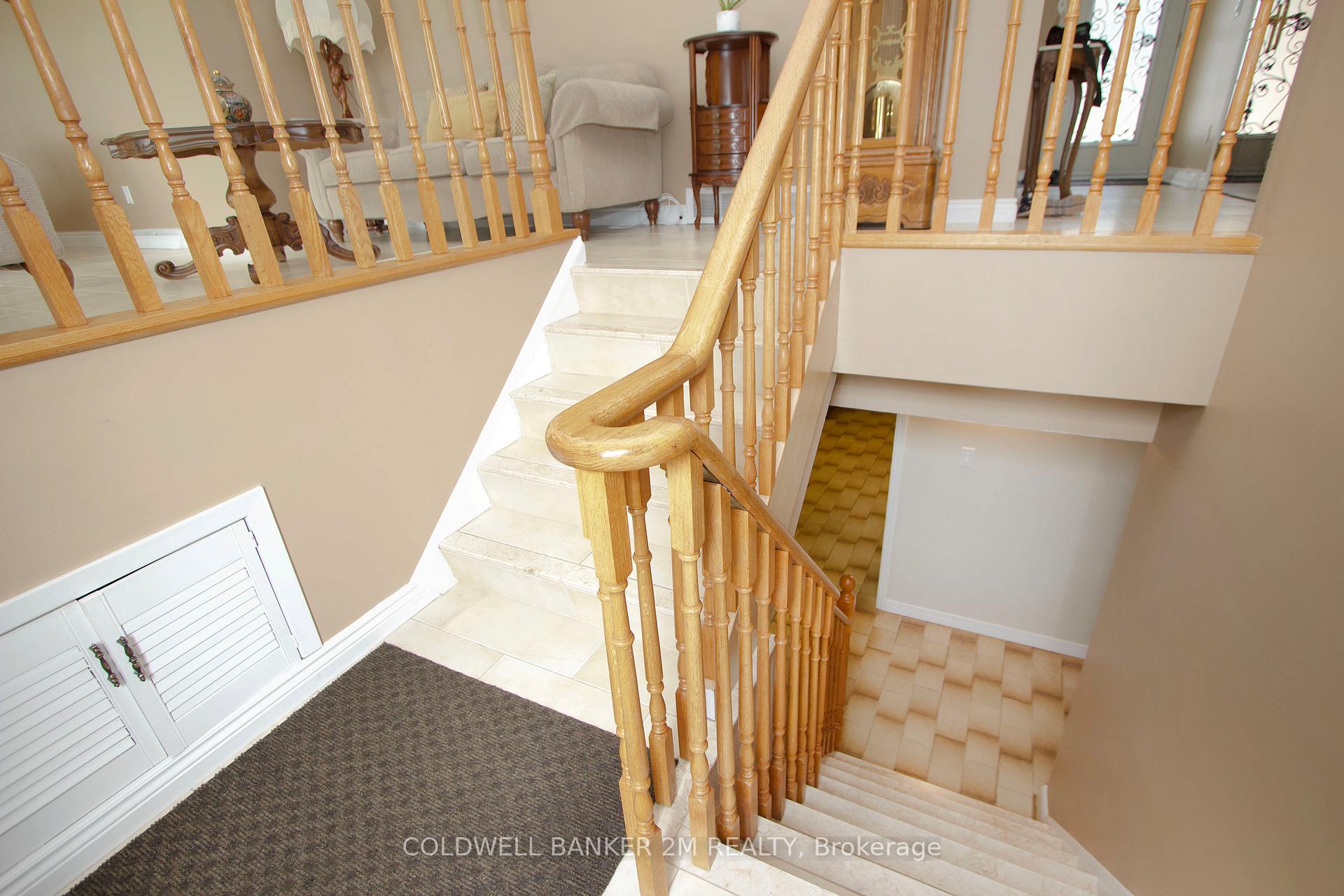 Photo 14 of 624 Gibbons Street, Oshawa, McLaughlin — HOMEH