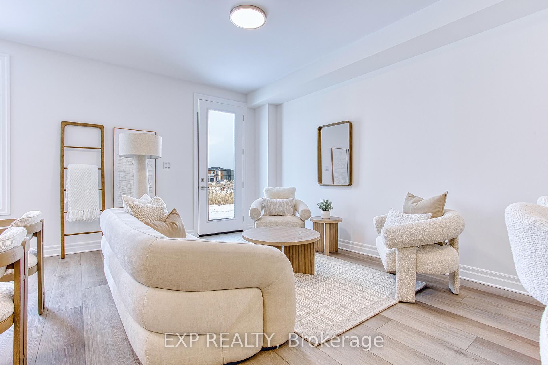 Photo 11 of 7487 Splendour Drive, Niagara Falls, Brown — HOMEH
