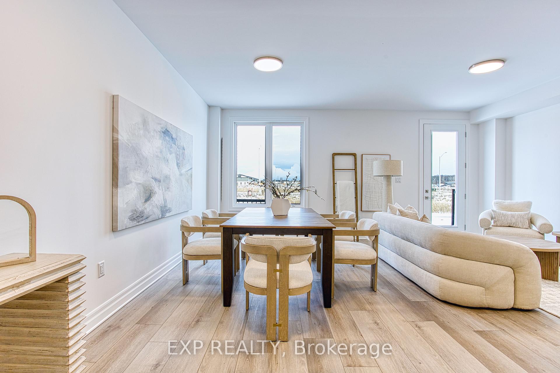 Photo 16 of 7487 Splendour Drive, Niagara Falls, Brown — HOMEH