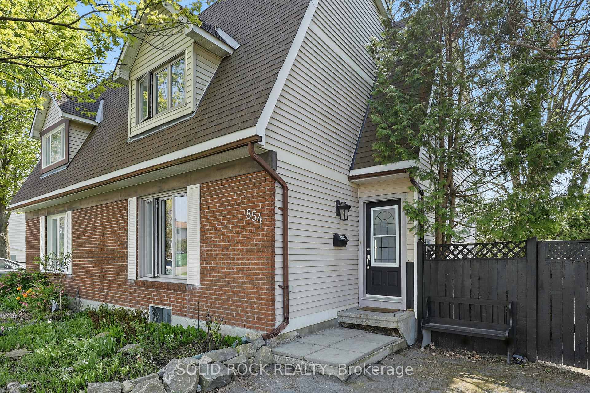 Photo 2 of 854 Borland Drive, Ottawa, Chatelaine Village — HOMEH
