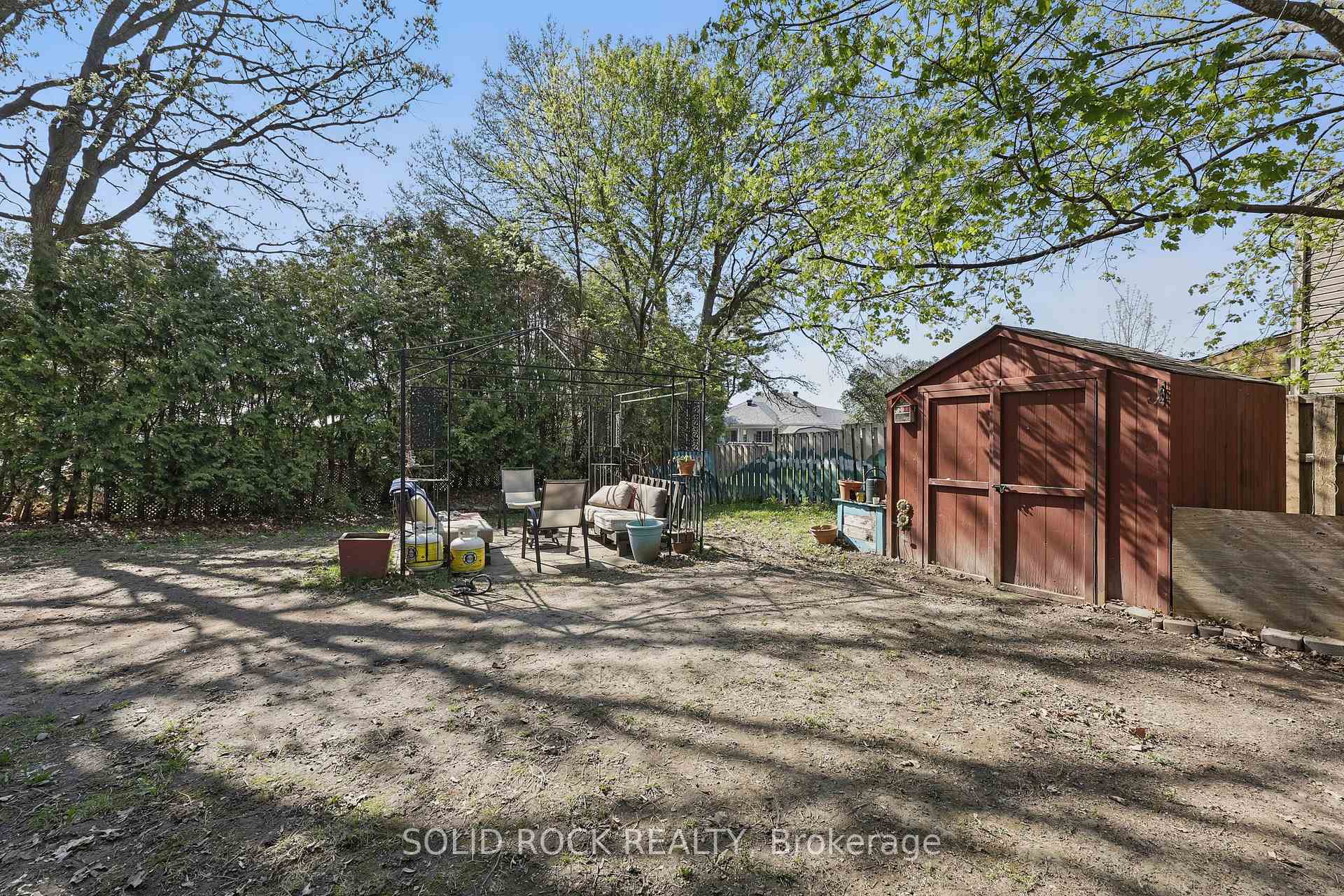 Photo 22 of 854 Borland Drive, Ottawa, Chatelaine Village — HOMEH