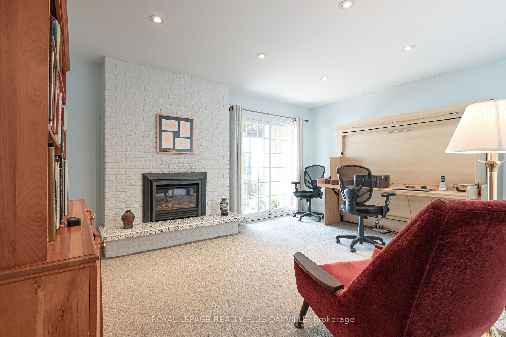 Photo 6 of 2060 Water'S Edge Drive, Oakville, Bronte — HOMEH
