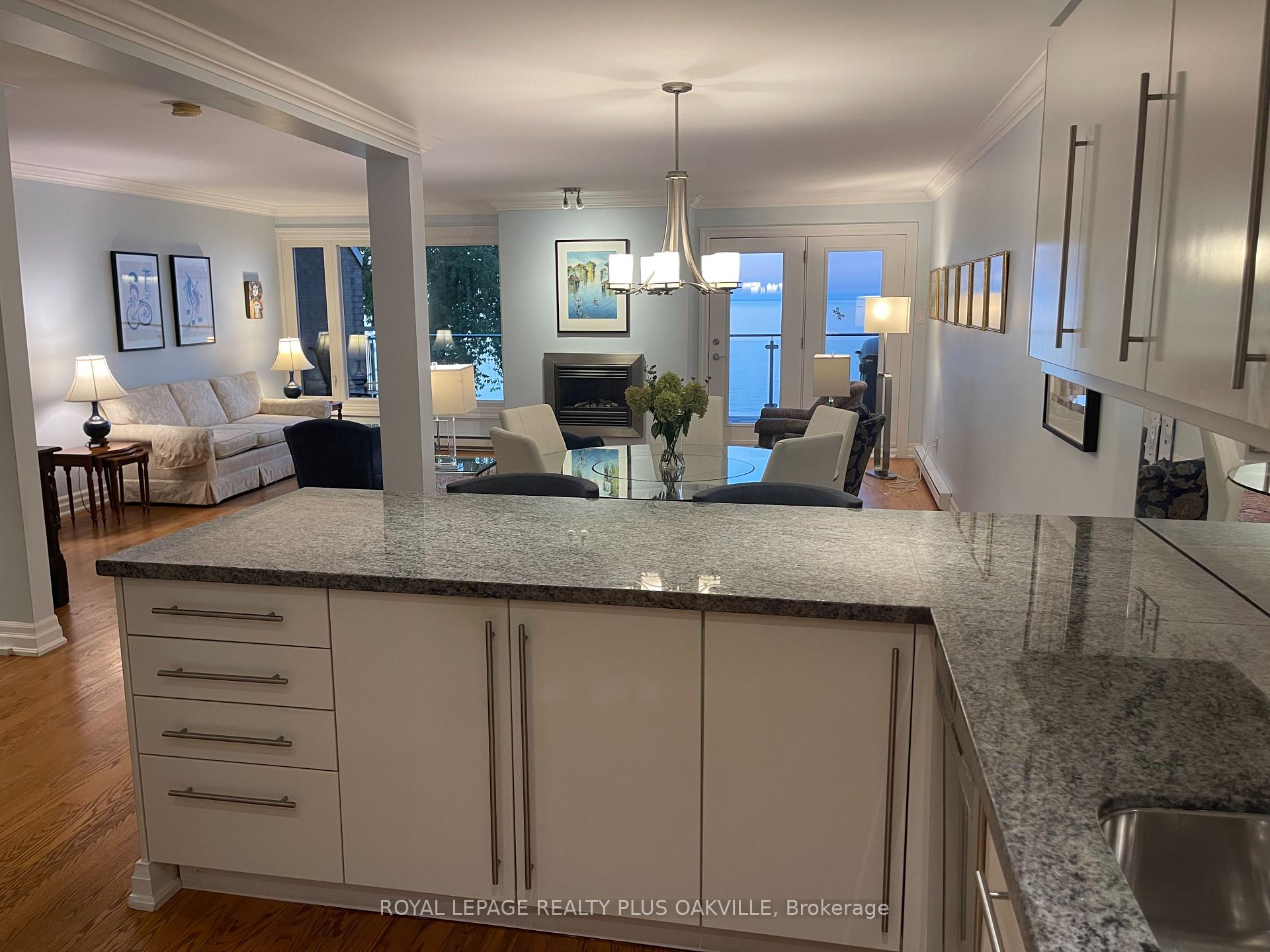 Photo 11 of 2060 Water'S Edge Drive, Oakville, Bronte — HOMEH