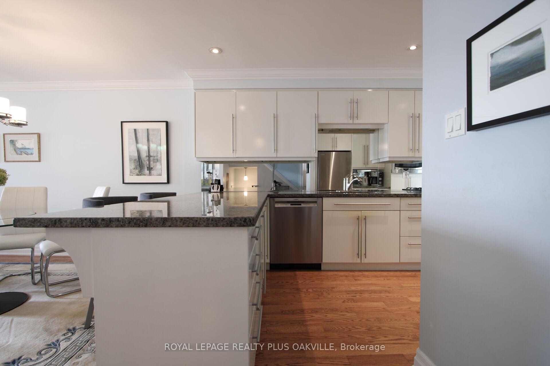 Photo 13 of 2060 Water'S Edge Drive, Oakville, Bronte — HOMEH