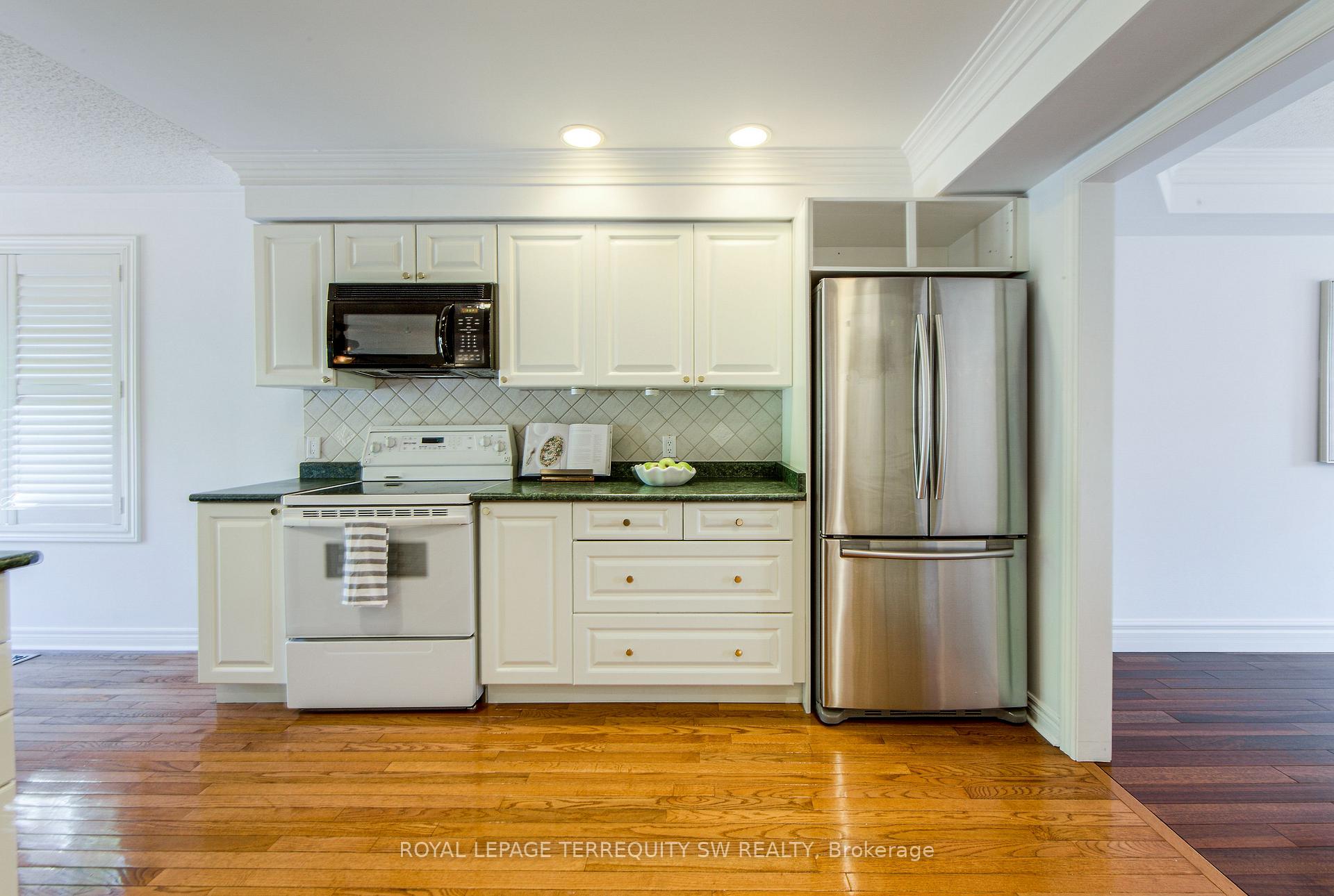 Photo 25 of 139 Goodman Drive, Oshawa, McLaughlin — HOMEH