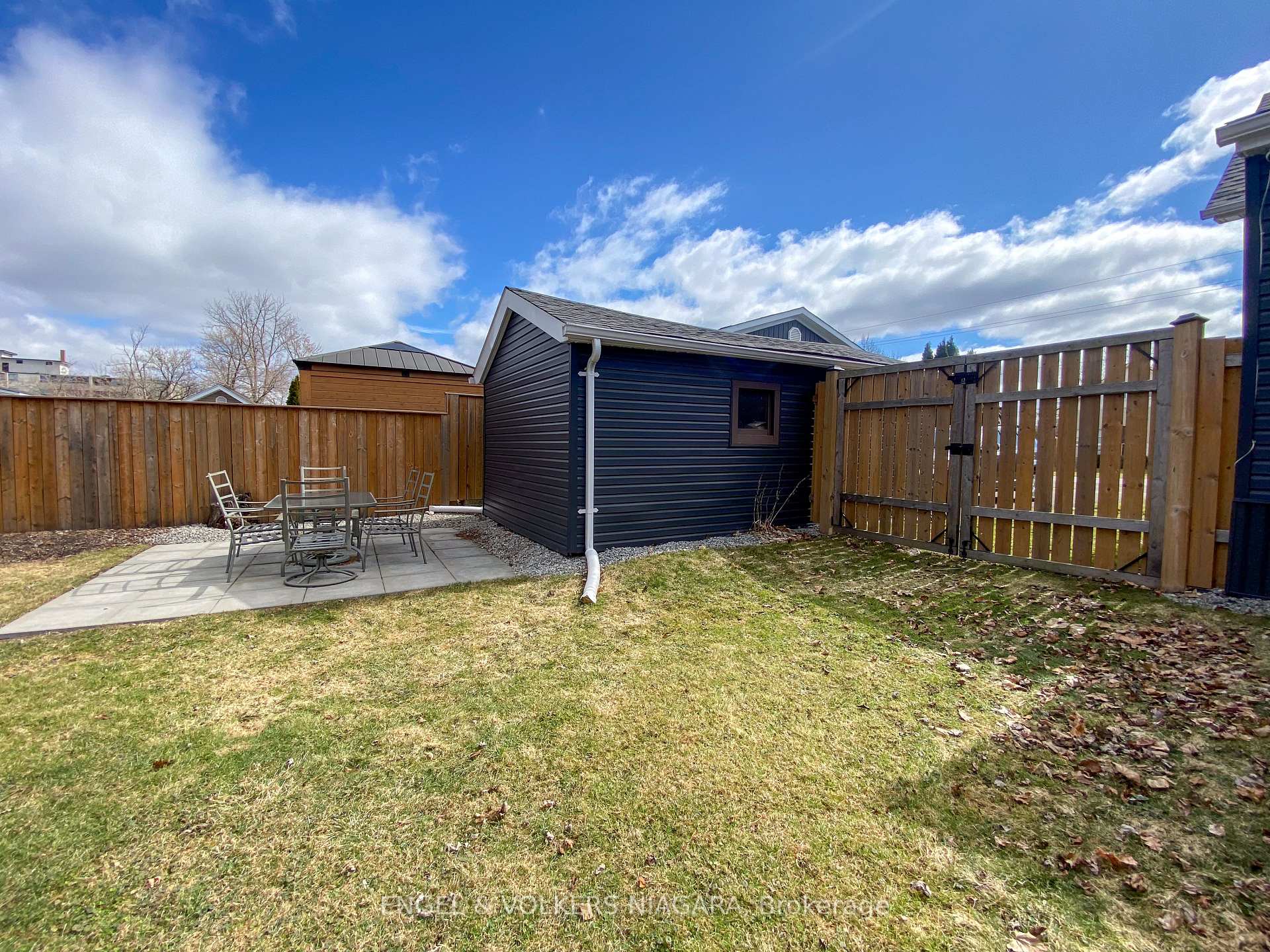 Photo 20 of 6399 Bellevue Street, Niagara Falls, Morrison — HOMEH