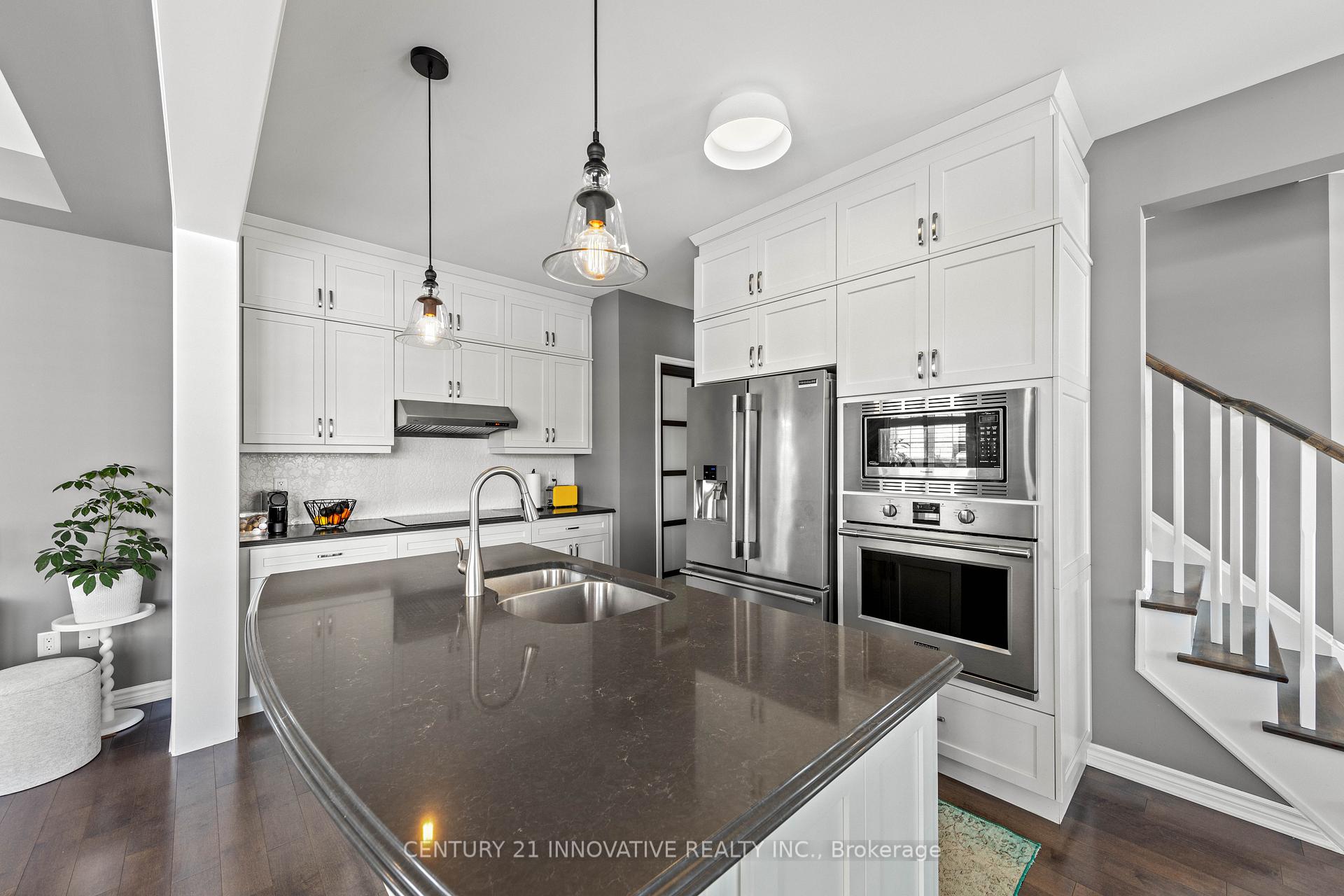 Photo 14 of 1437 Farmstead Drive, Milton, Ford — HOMEH