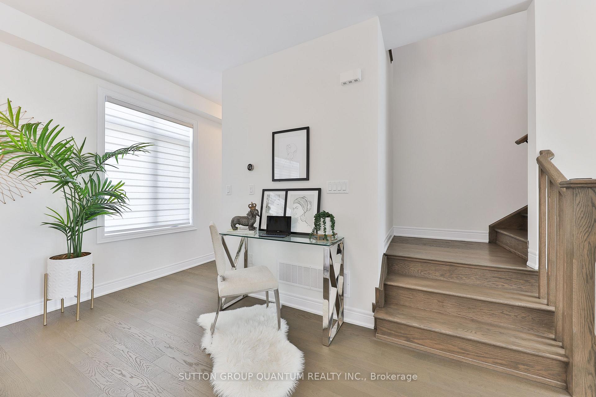 Photo 13 of 2168 Postmaster Drive, Oakville, Westmount — HOMEH