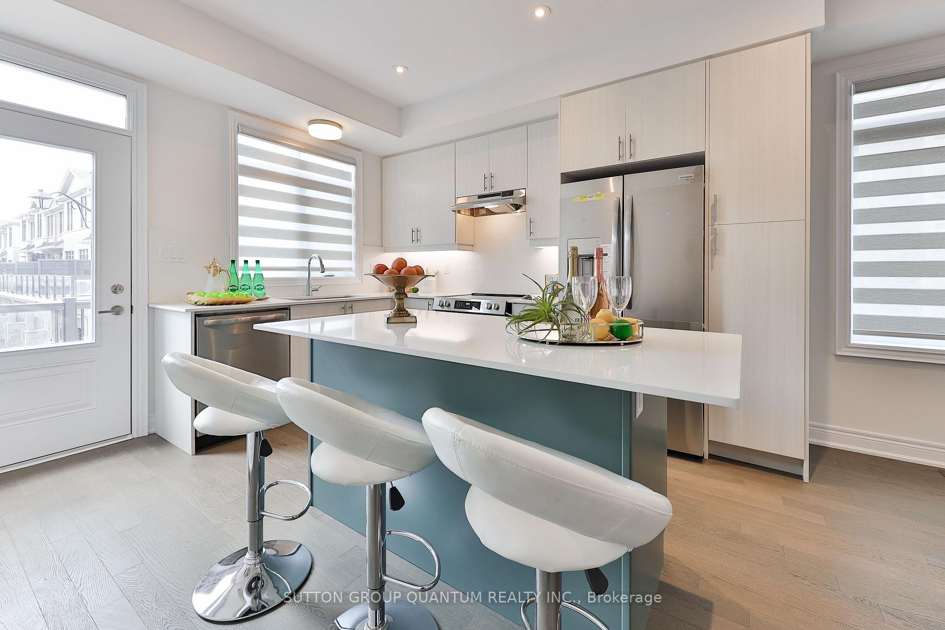 Photo 19 of 2168 Postmaster Drive, Oakville, Westmount — HOMEH