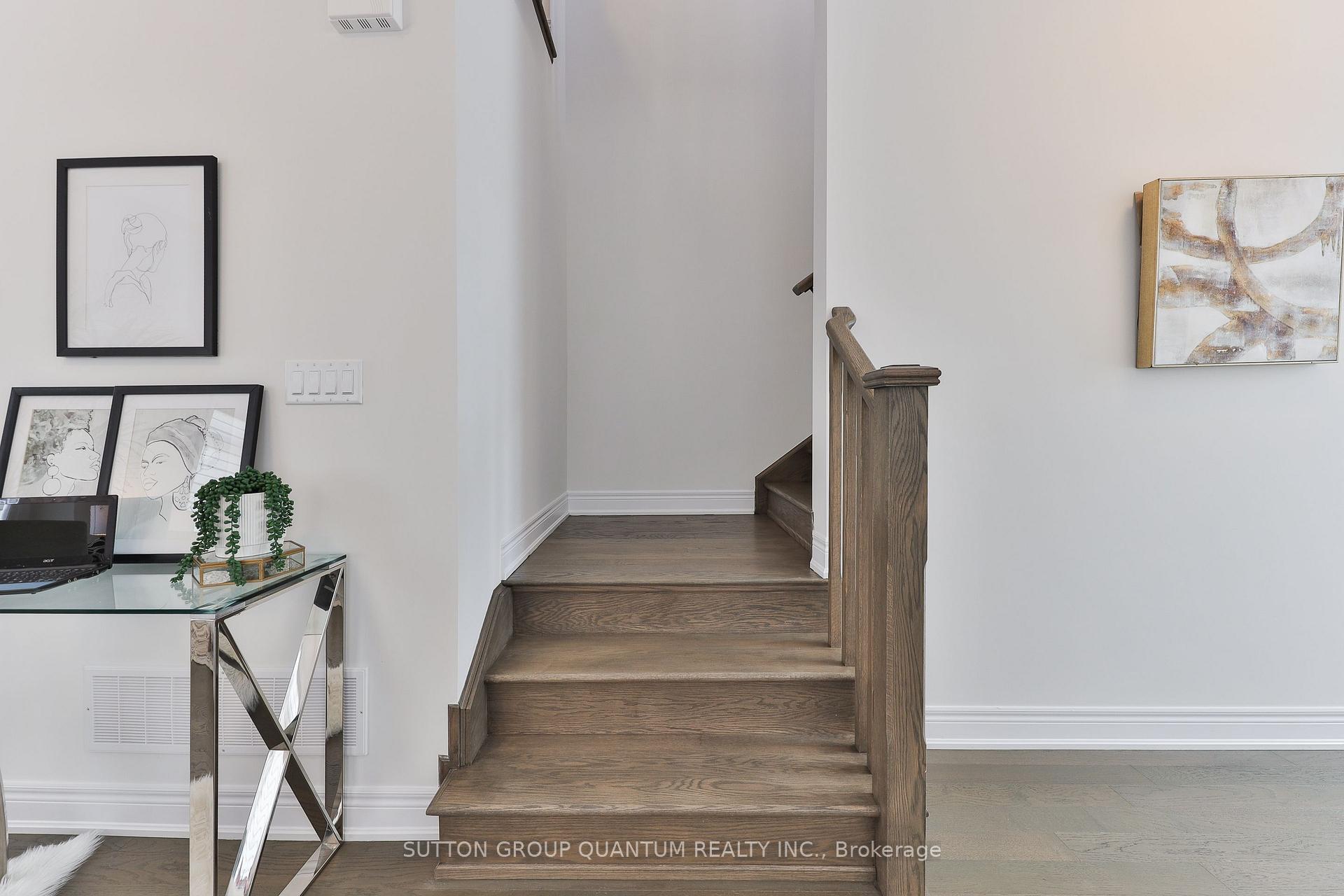 Photo 27 of 2168 Postmaster Drive, Oakville, Westmount — HOMEH