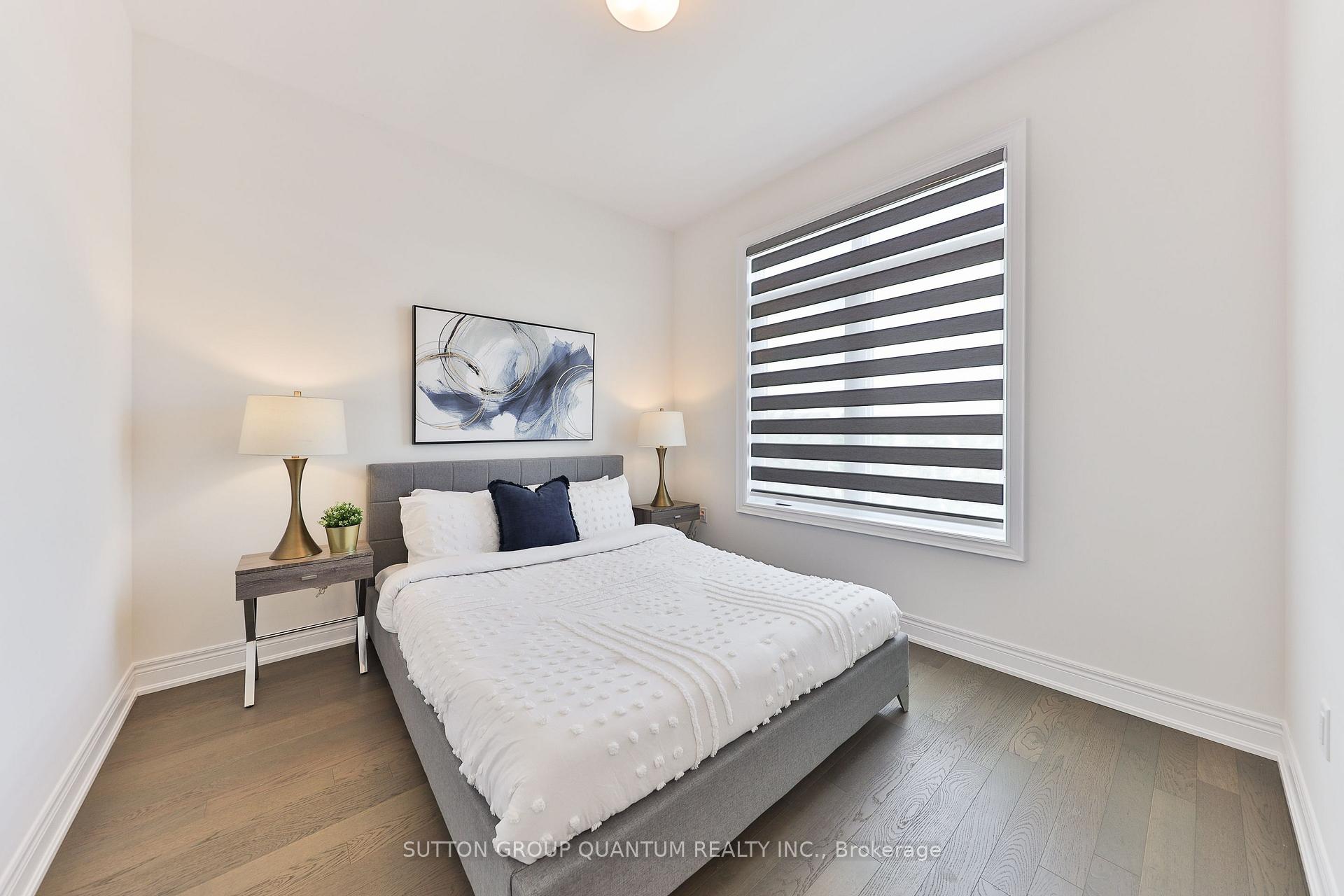 Photo 35 of 2168 Postmaster Drive, Oakville, Westmount — HOMEH
