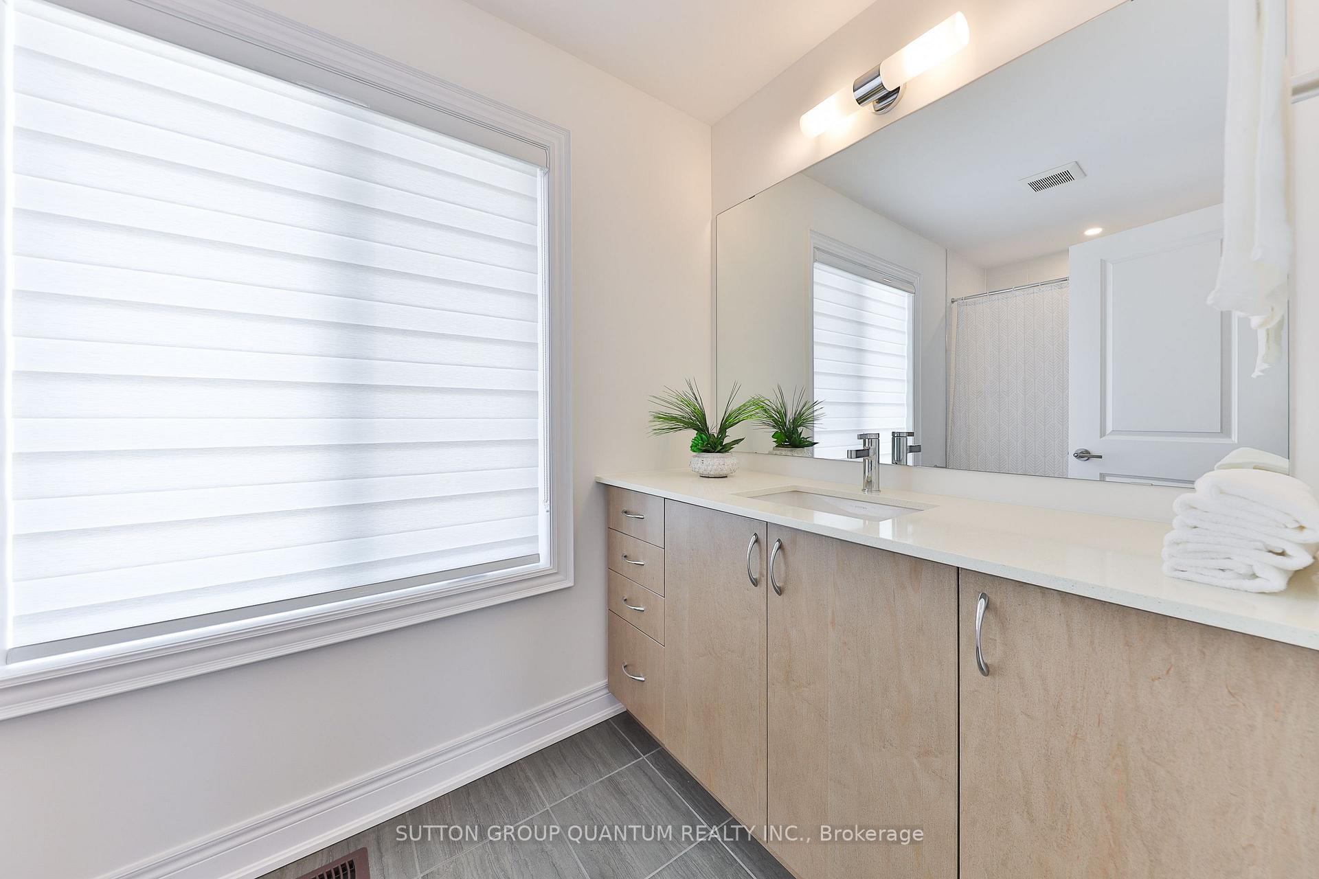 Photo 37 of 2168 Postmaster Drive, Oakville, Westmount — HOMEH