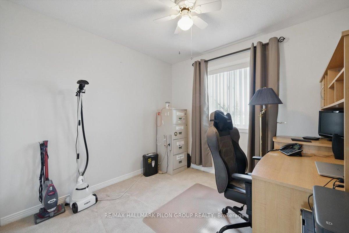 Photo 15 of 903 Markwick Crescent, Ottawa, Notting Hill/Summerside — HOMEH