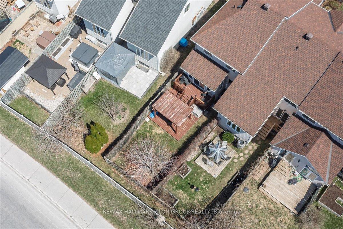 Photo 21 of 903 Markwick Crescent, Ottawa, Notting Hill/Summerside — HOMEH
