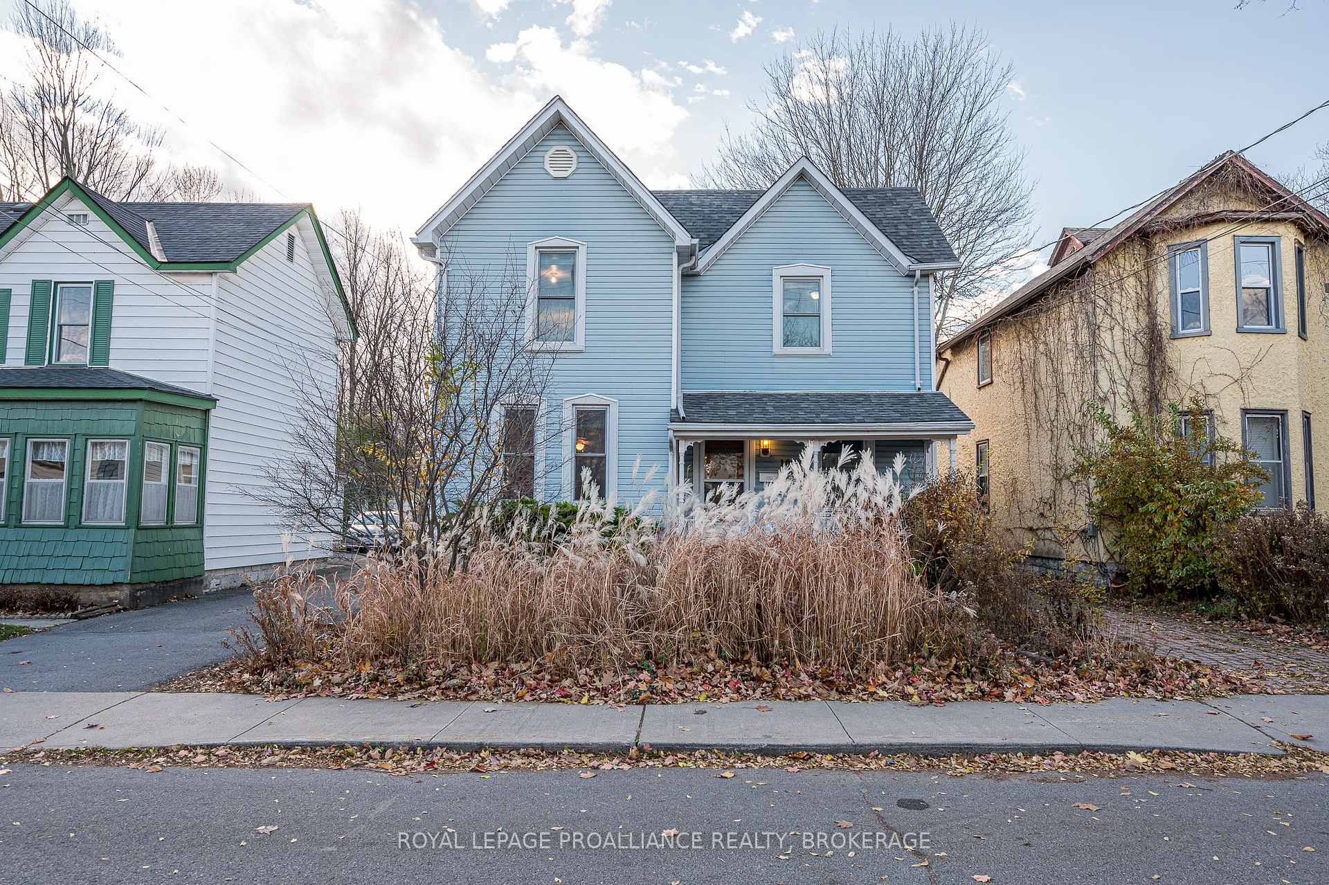 Front of 102 Livingston Avenue