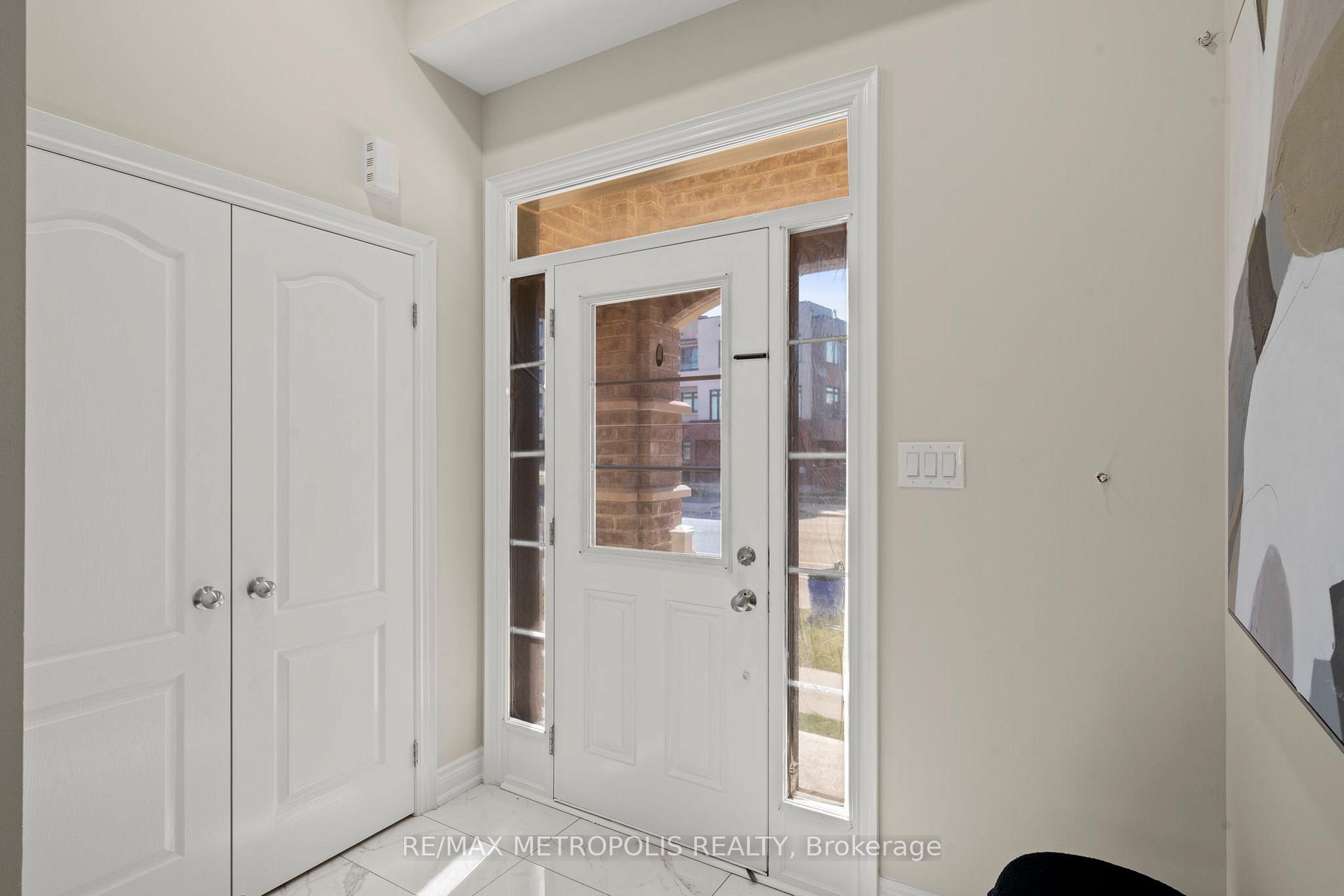 Photo 4 of 477 Whitlock Avenue, Milton, Ford — HOMEH