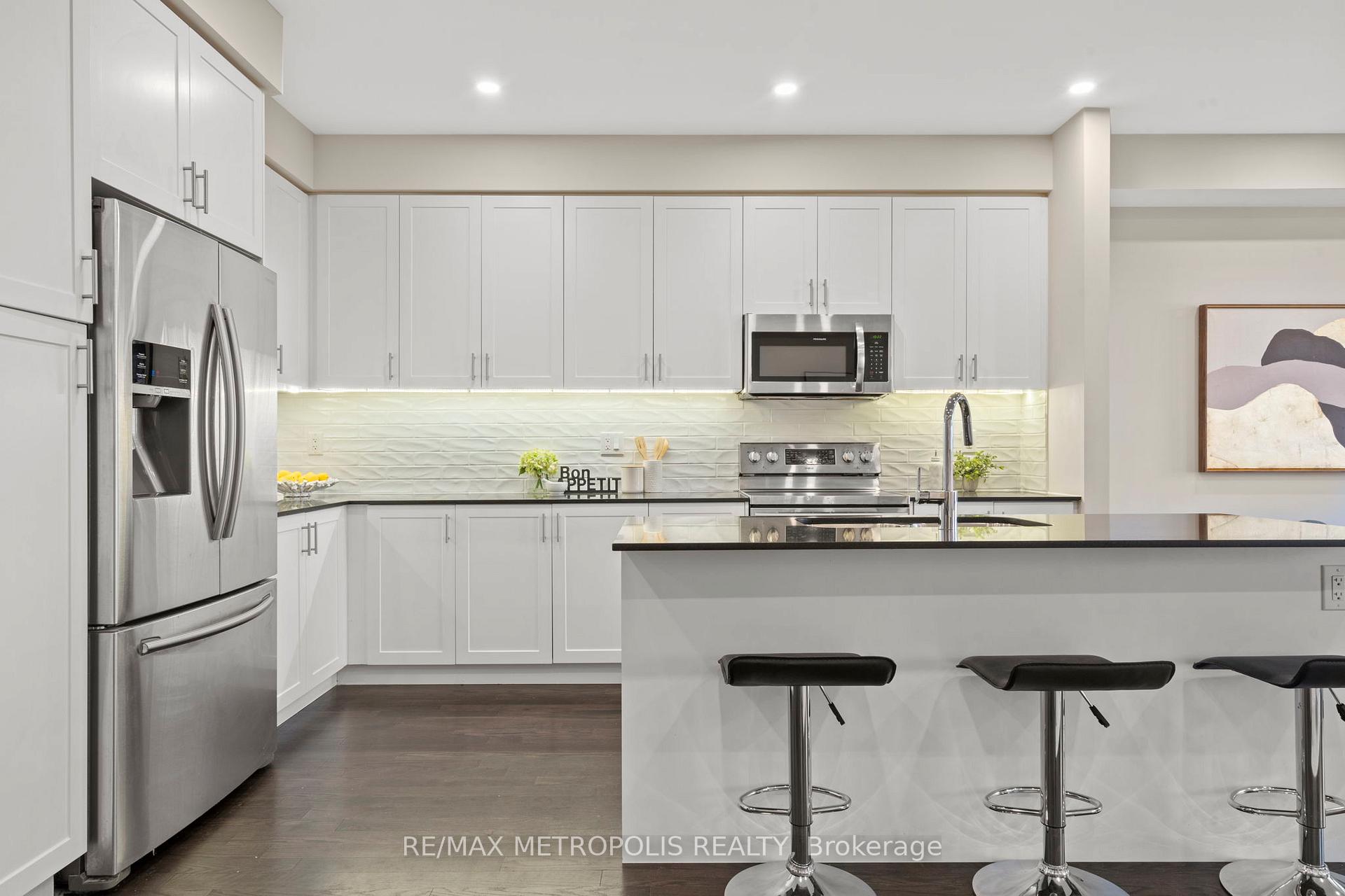 Photo 12 of 477 Whitlock Avenue, Milton, Ford — HOMEH