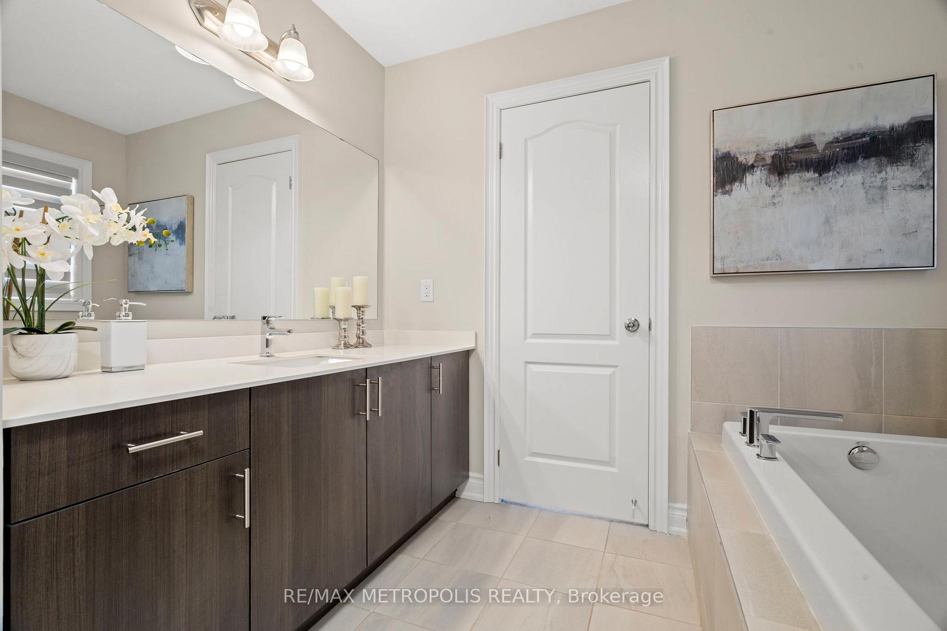 Photo 35 of 477 Whitlock Avenue, Milton, Ford — HOMEH