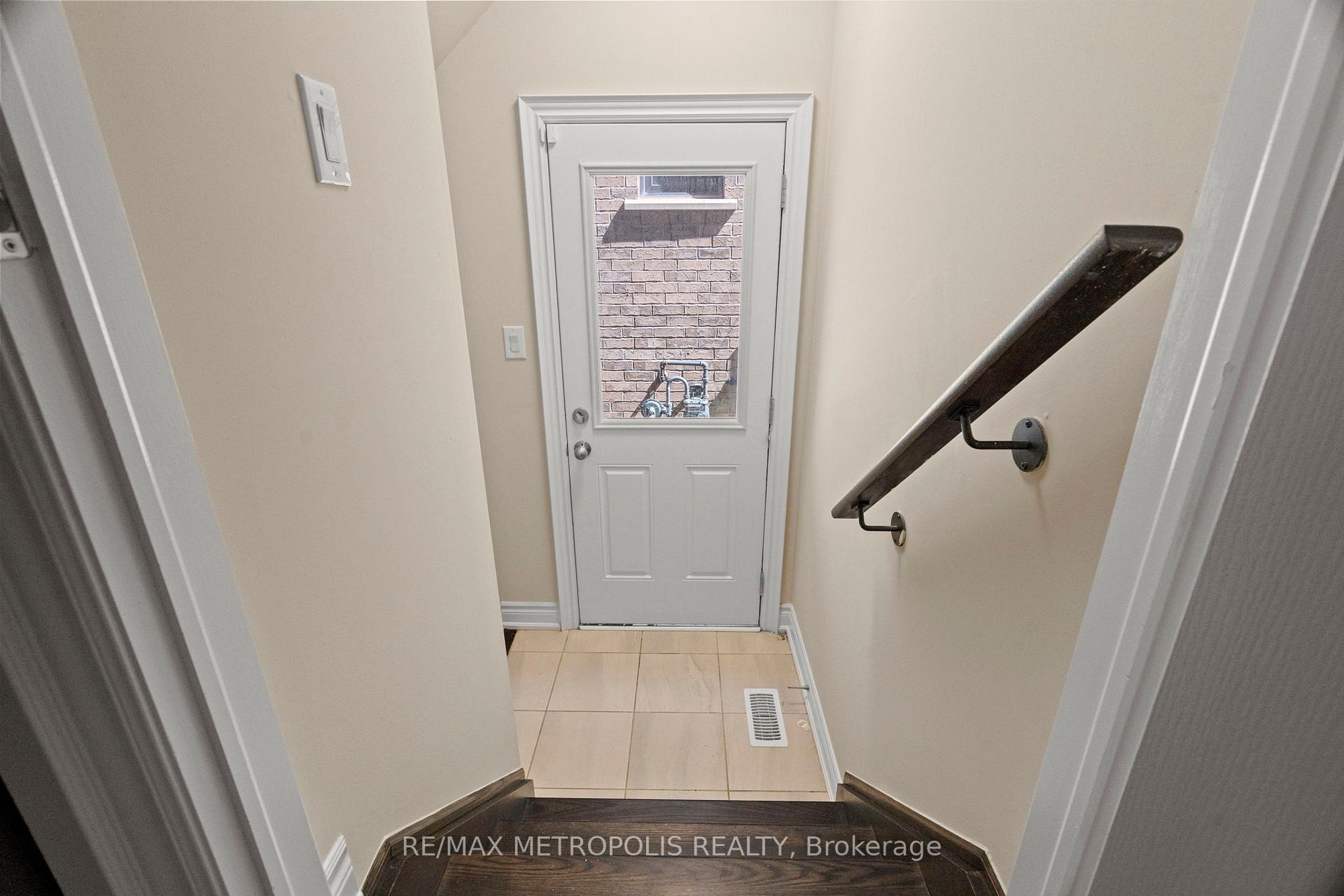 Photo 42 of 477 Whitlock Avenue, Milton, Ford — HOMEH