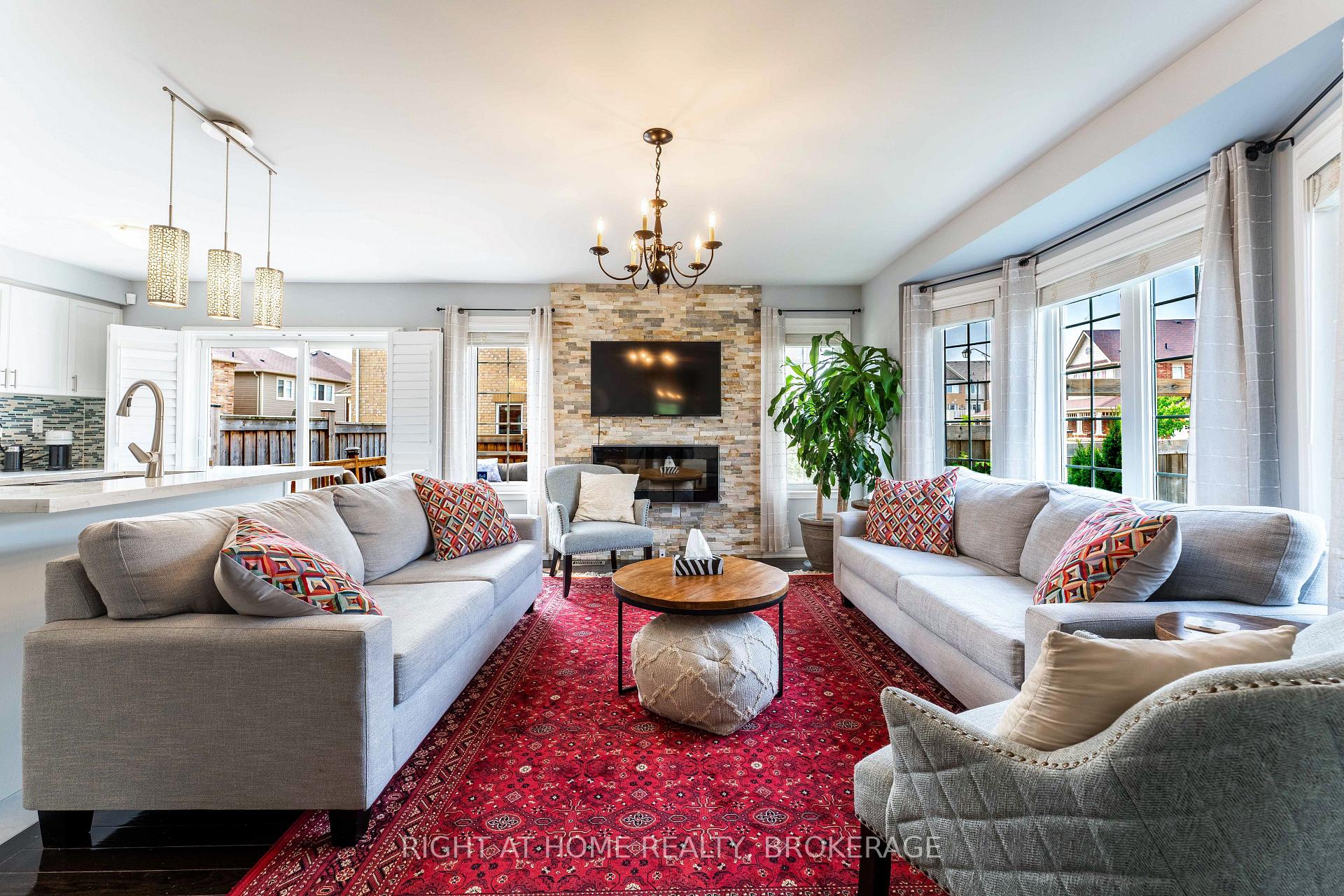 Photo 6 of 234 Gleave Terrace, Milton, Harrison — HOMEH