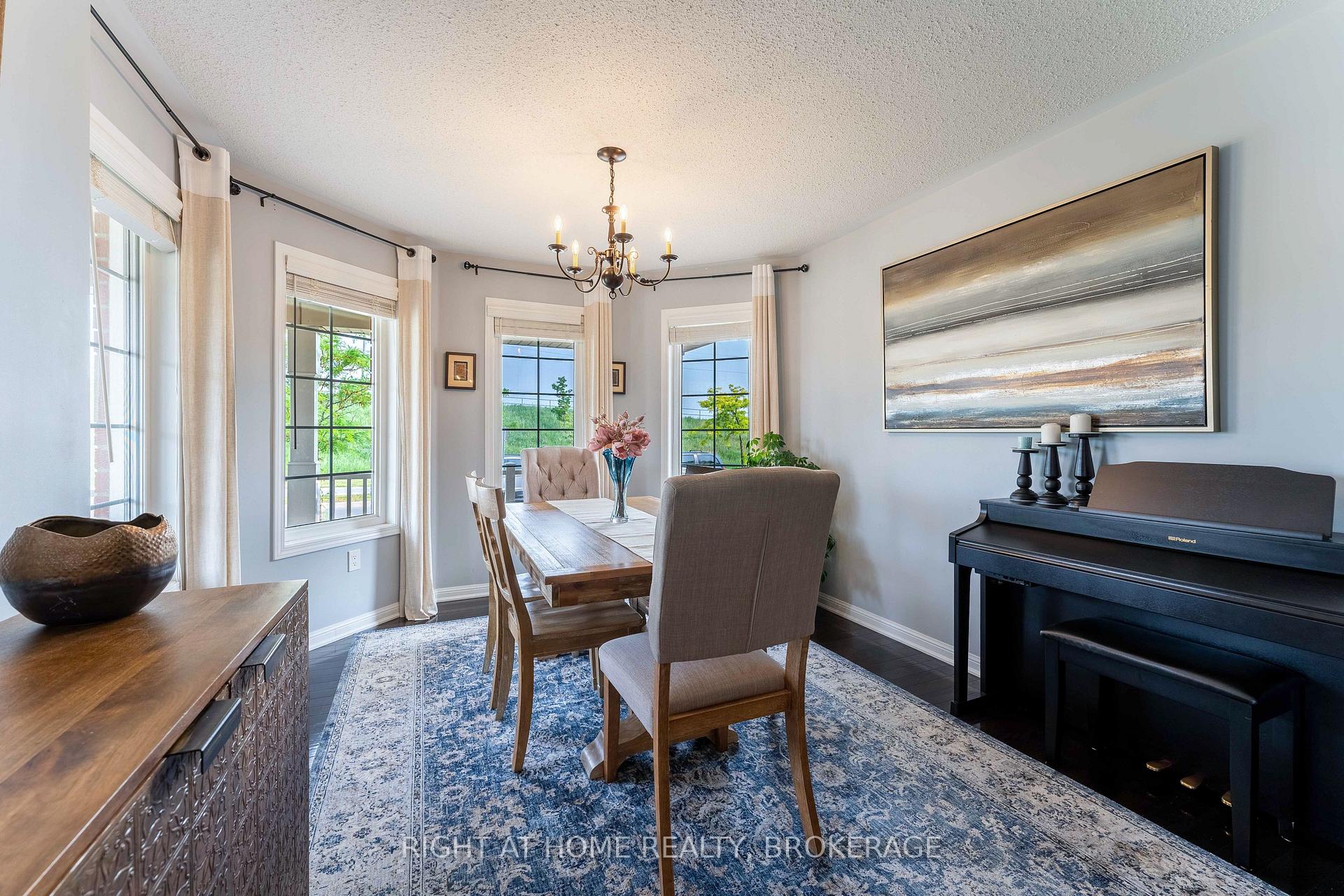 Photo 13 of 234 Gleave Terrace, Milton, Harrison — HOMEH