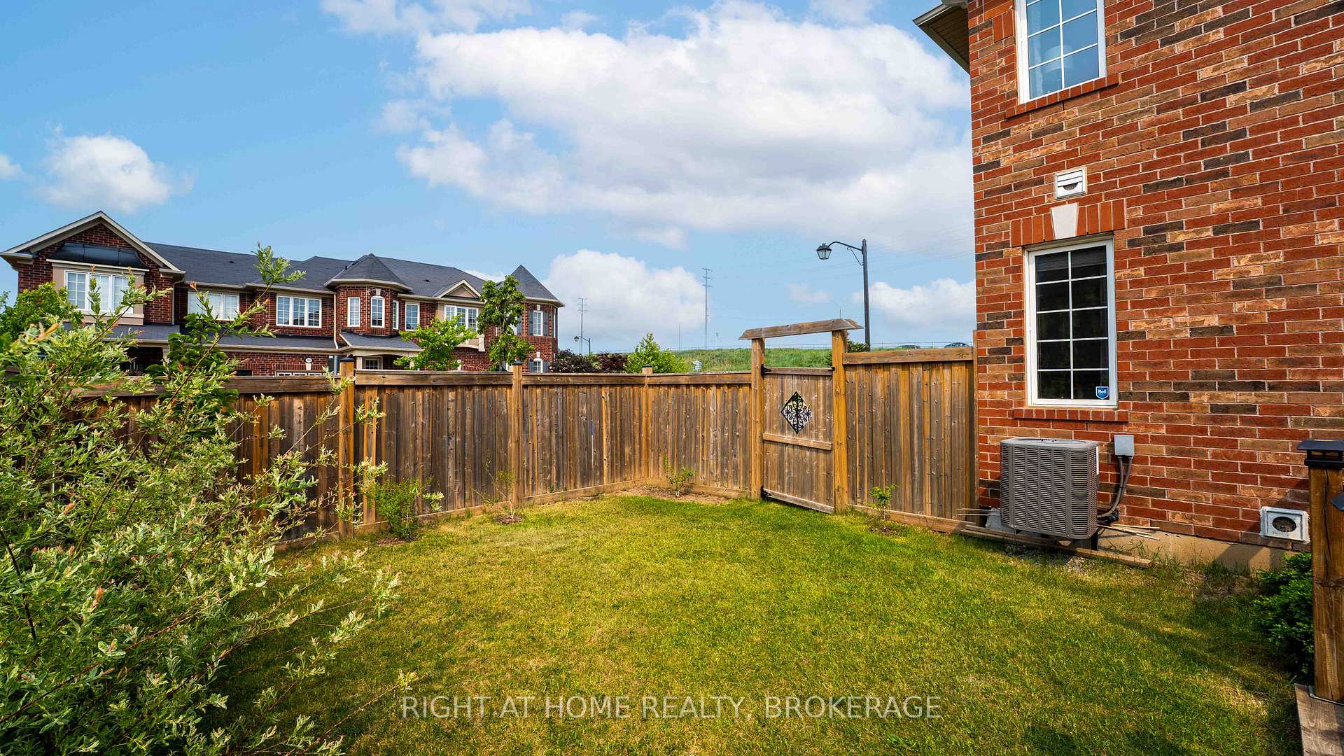 Photo 33 of 234 Gleave Terrace, Milton, Harrison — HOMEH