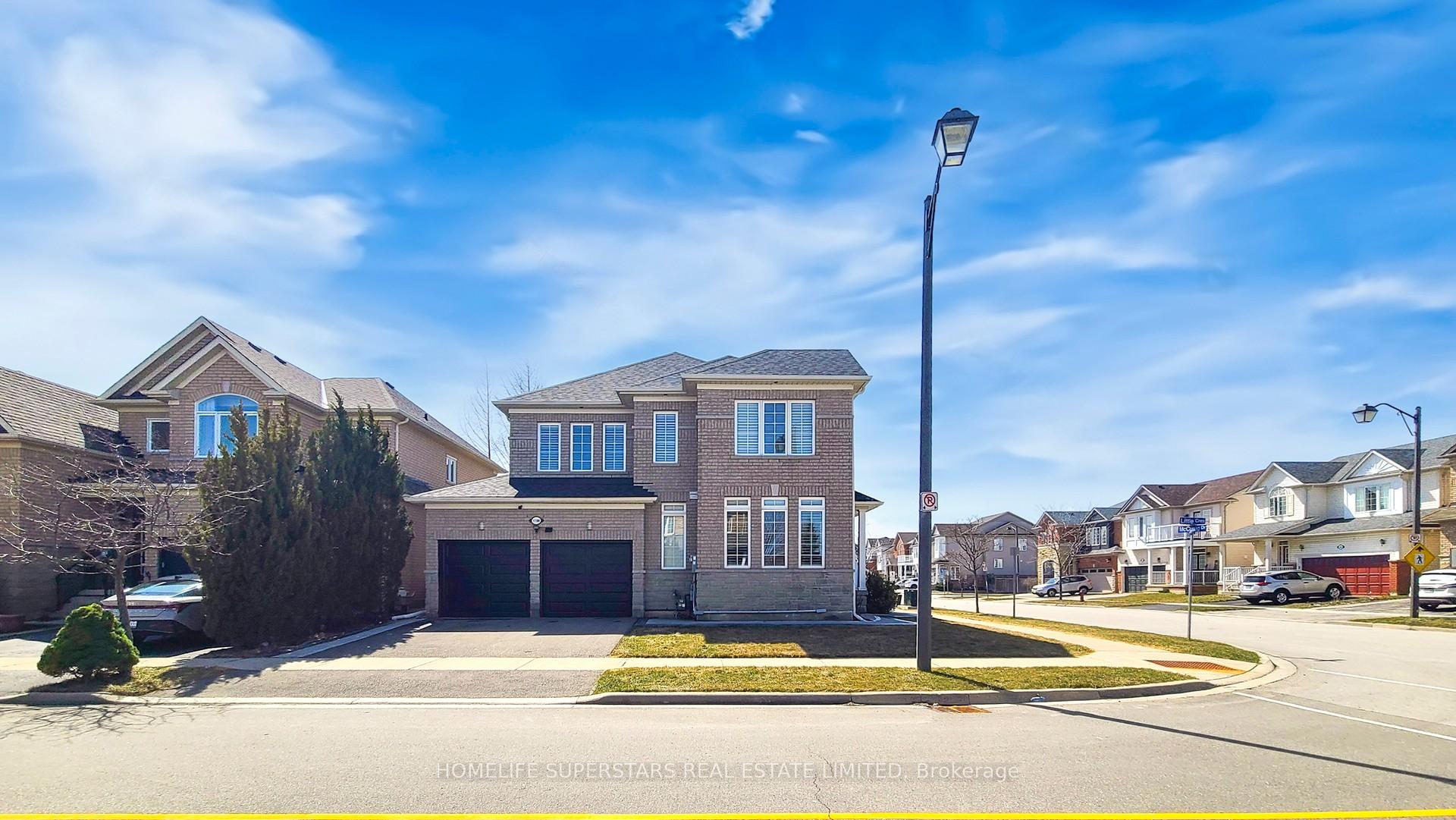 Front of 1106 Little Crescent
