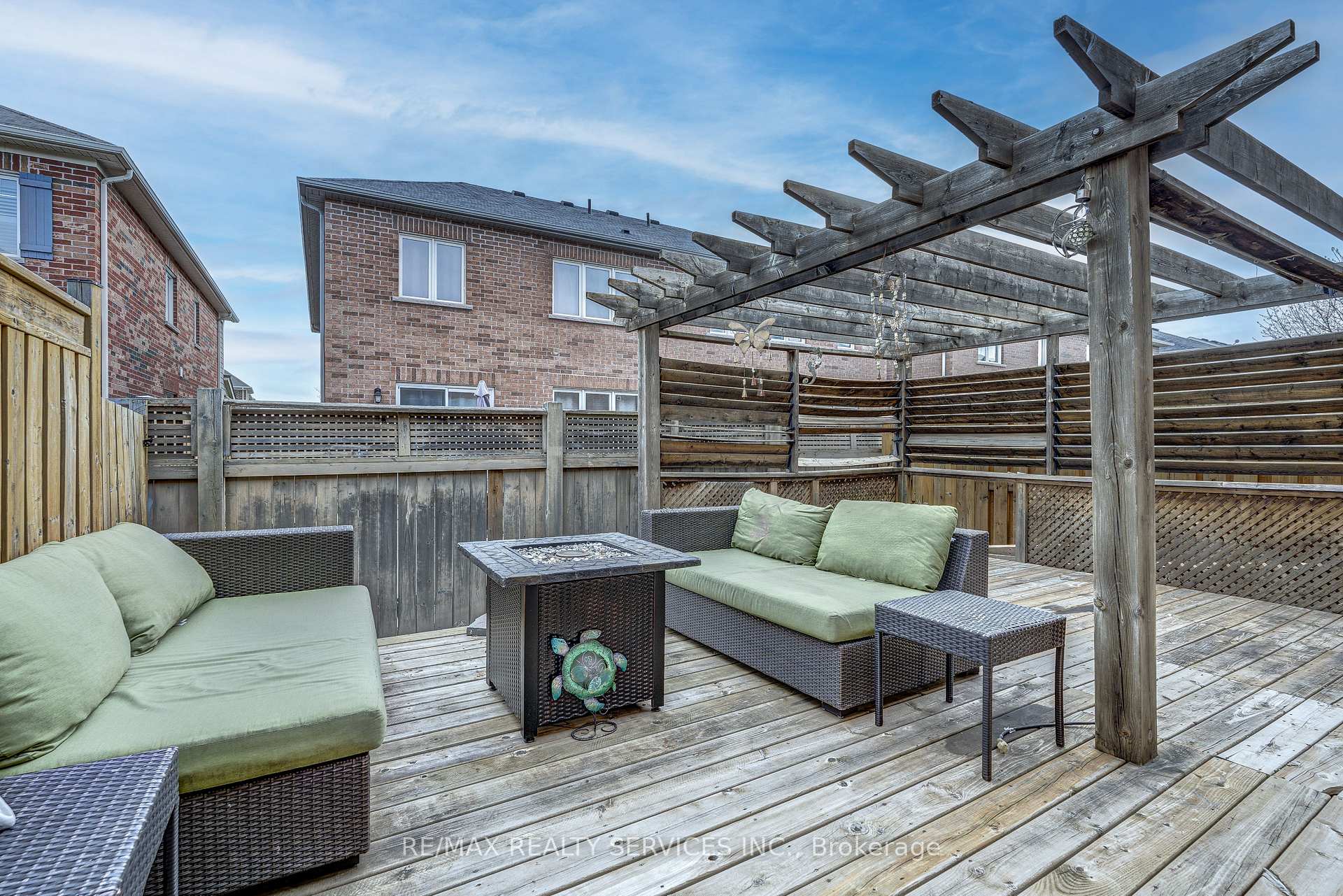 Photo 32 of 944 Hasselfeldt Heights, Milton, Coates — HOMEH