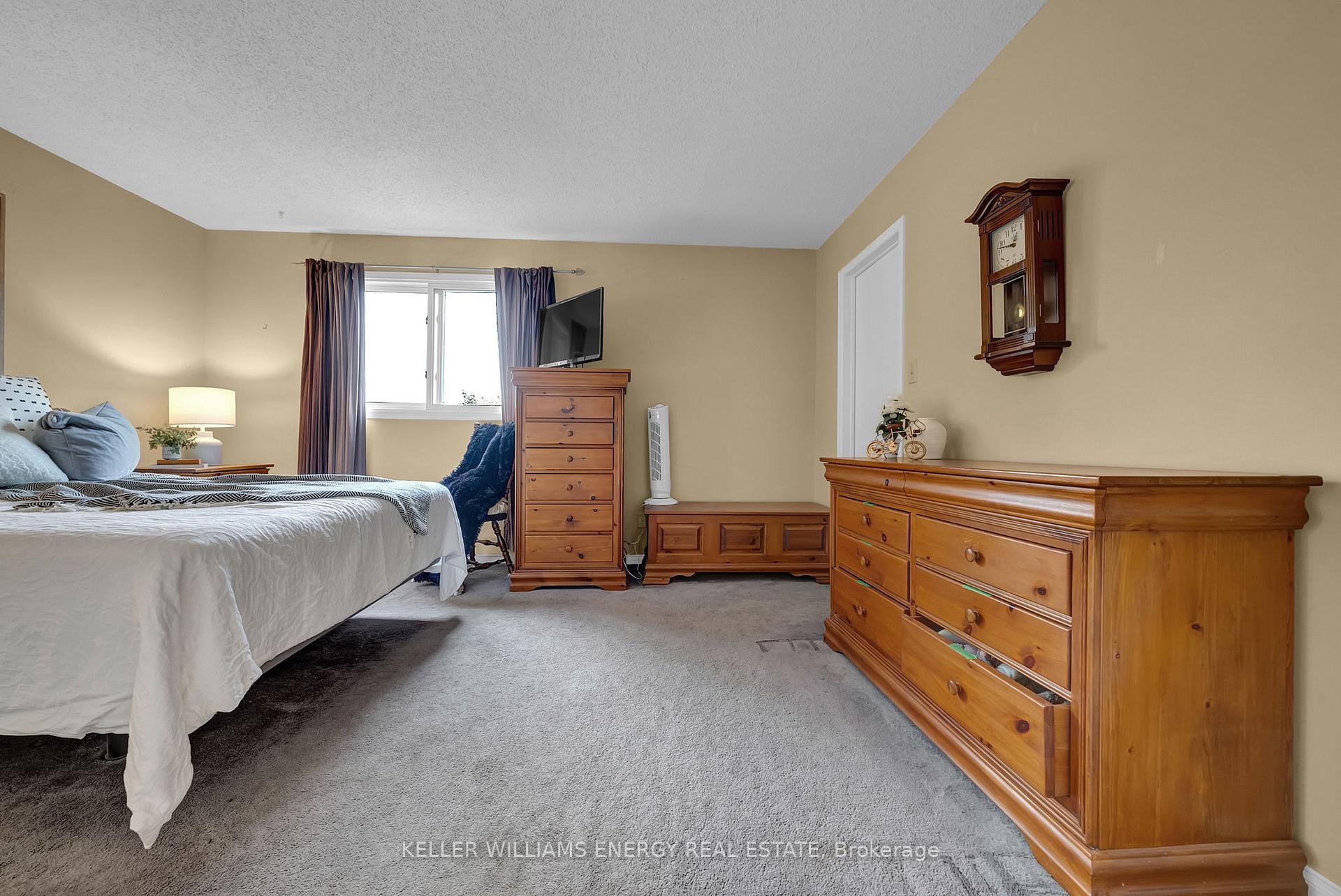 Photo 4 of 14 Burnham Boulevard, Port Hope — HOMEH