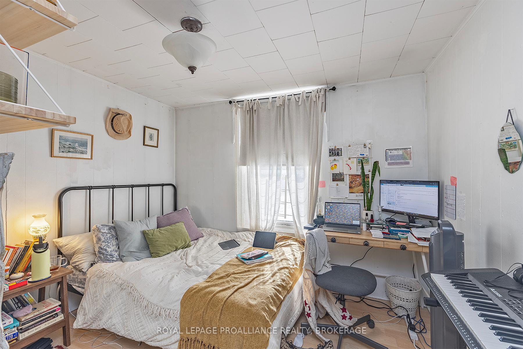 Photo 23 of 252 William Street, Kingston, Central City East — HOMEH