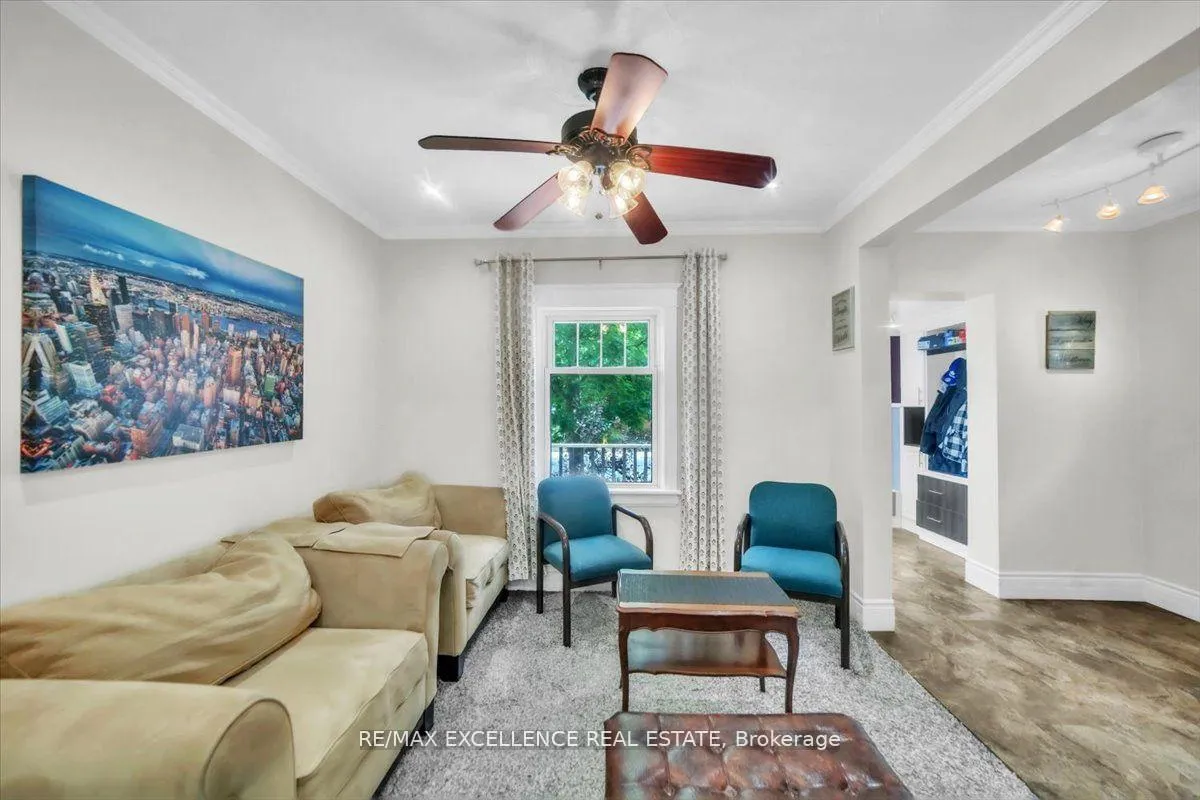 Photo 11 of 626 Downie Street, Peterborough, Town Ward 3 — HOMEH