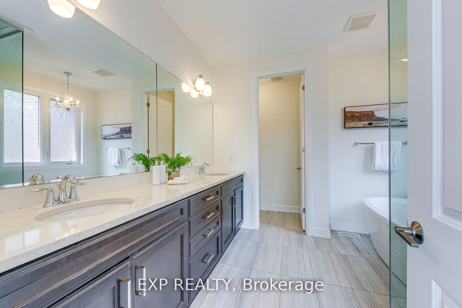 Photo 31 of 3129 Riverpath Common, Oakville, Glenorchy — HOMEH