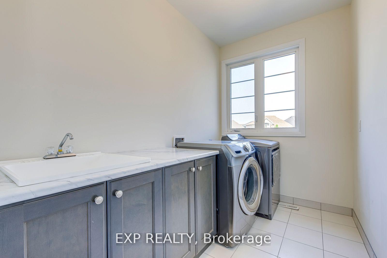 Photo 37 of 3129 Riverpath Common, Oakville, Glenorchy — HOMEH