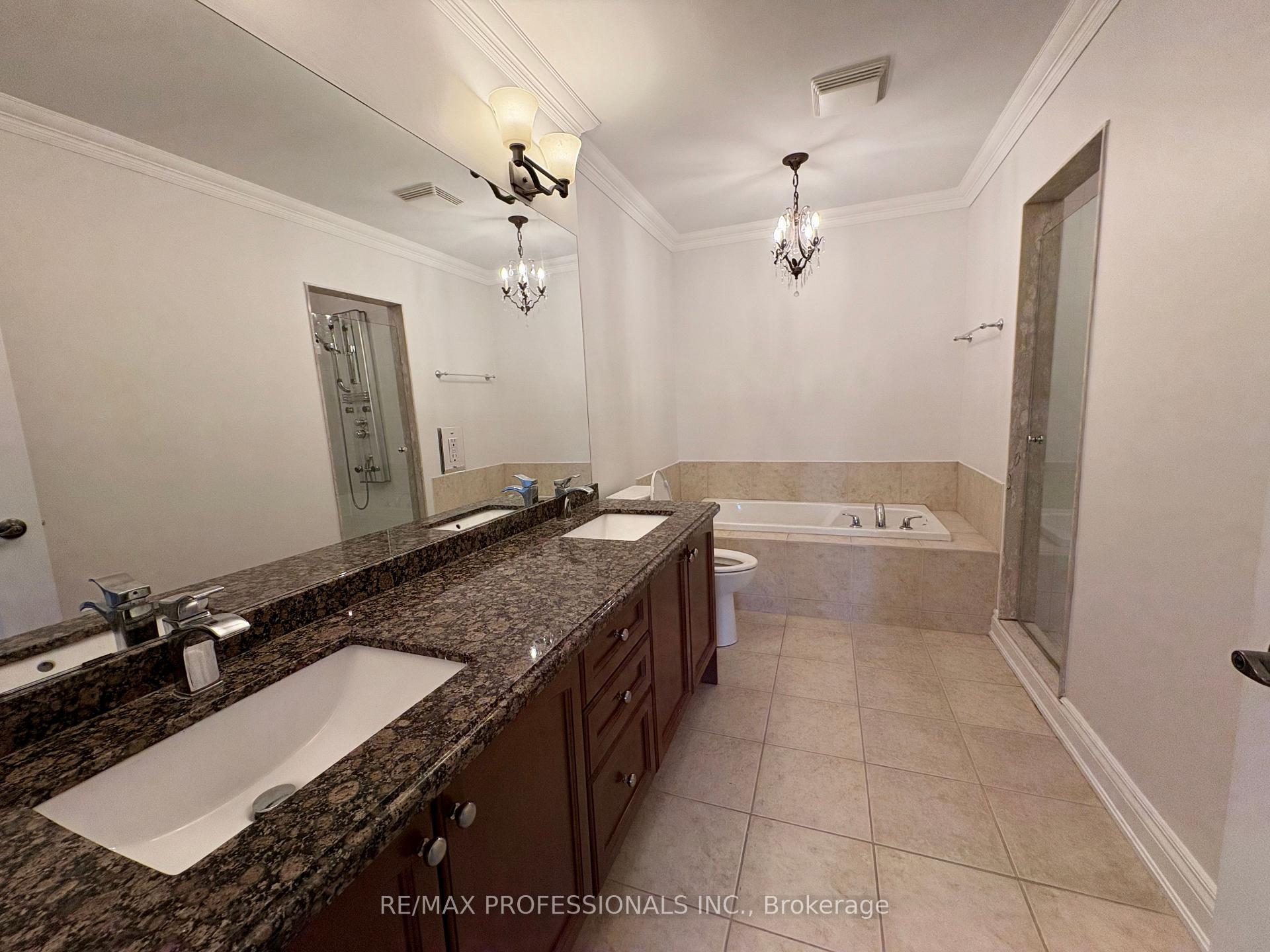 Photo 12 of Unit 12, 120 Bronte Road, Oakville, Bronte — HOMEH